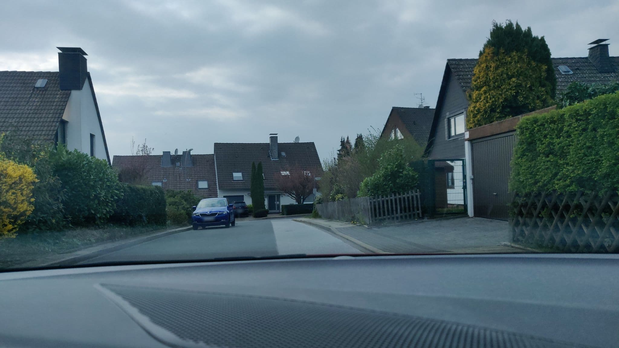 Street view near Ferienwohnung Honnacker, Velbert — © mighty_eighty (CC BY-SA · Mapillary)