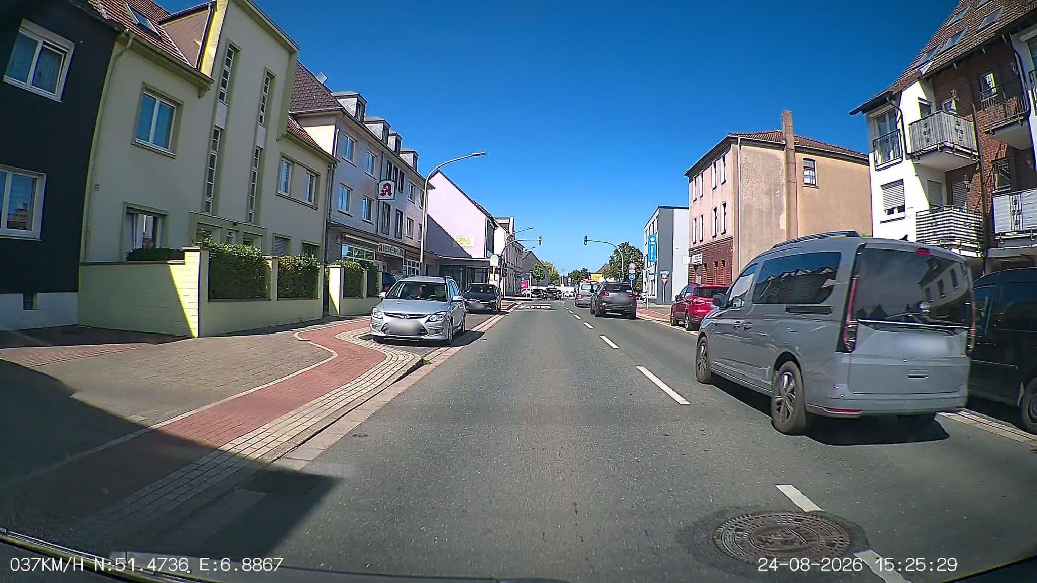 Street view near Ferienwohnung Koenen, Oberhausen — © heetENkoel (CC BY-SA · Mapillary)