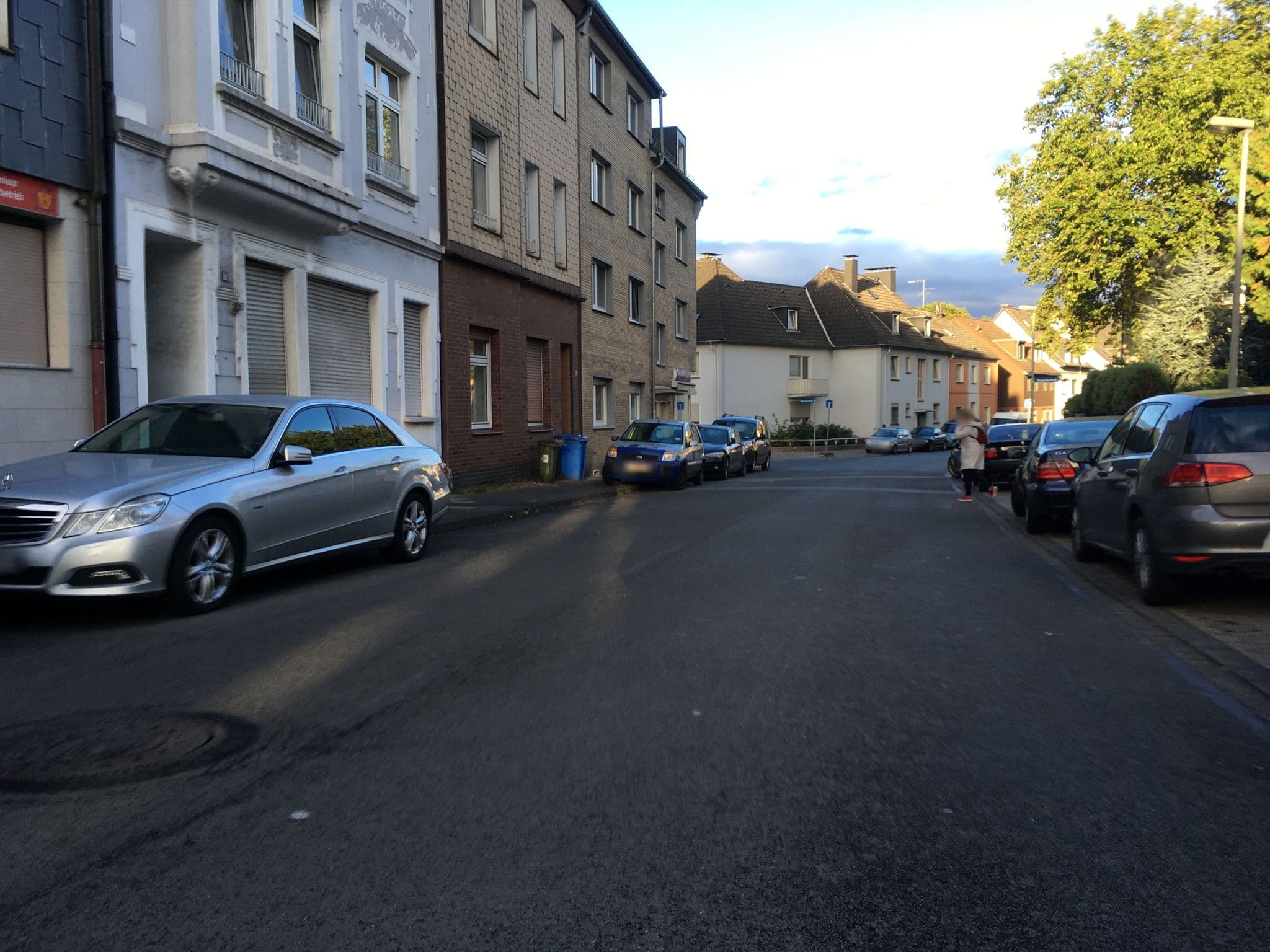 Street view near The M Hostel, Oberhausen — © changchun1 (CC BY-SA · Mapillary)