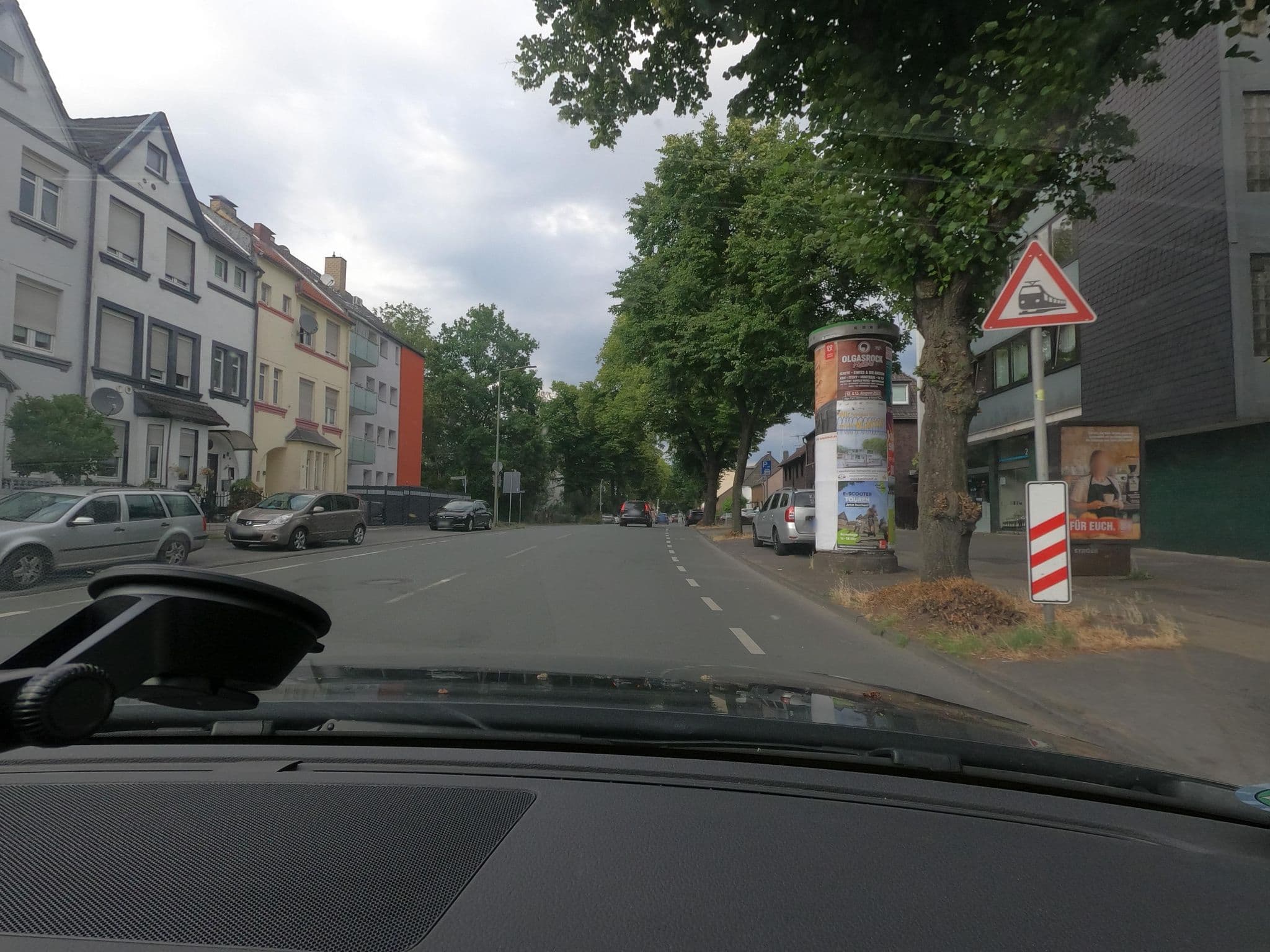 Street view near Ferienwohnung Obermann, Oberhausen — © saschahaberkorn (CC BY-SA · Mapillary)