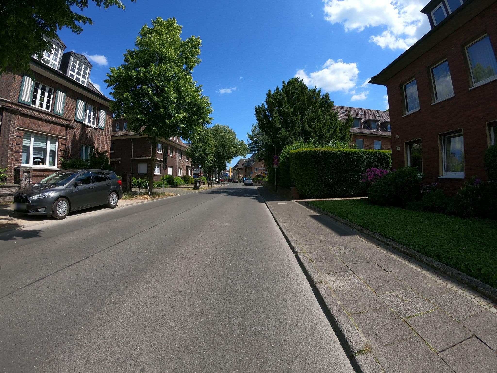 Street view near Monteurzimmer Wiesten, Bottrop — © geogladbecker (CC BY-SA · Mapillary)