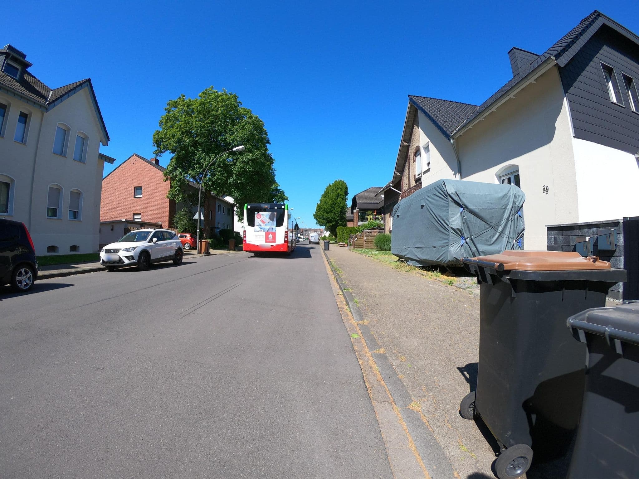 Street view near Ferienwohnung Stammkötter, Bottrop — © geogladbecker (CC BY-SA · Mapillary)