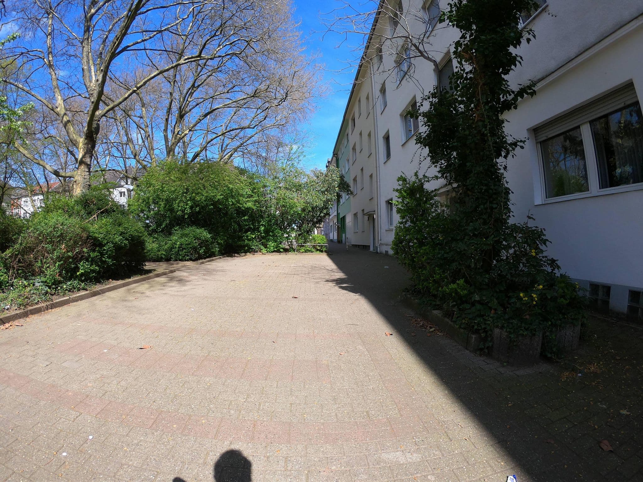 Street view near Noch Gemütlicher, Essen — © geogladbecker (CC BY-SA · Mapillary)