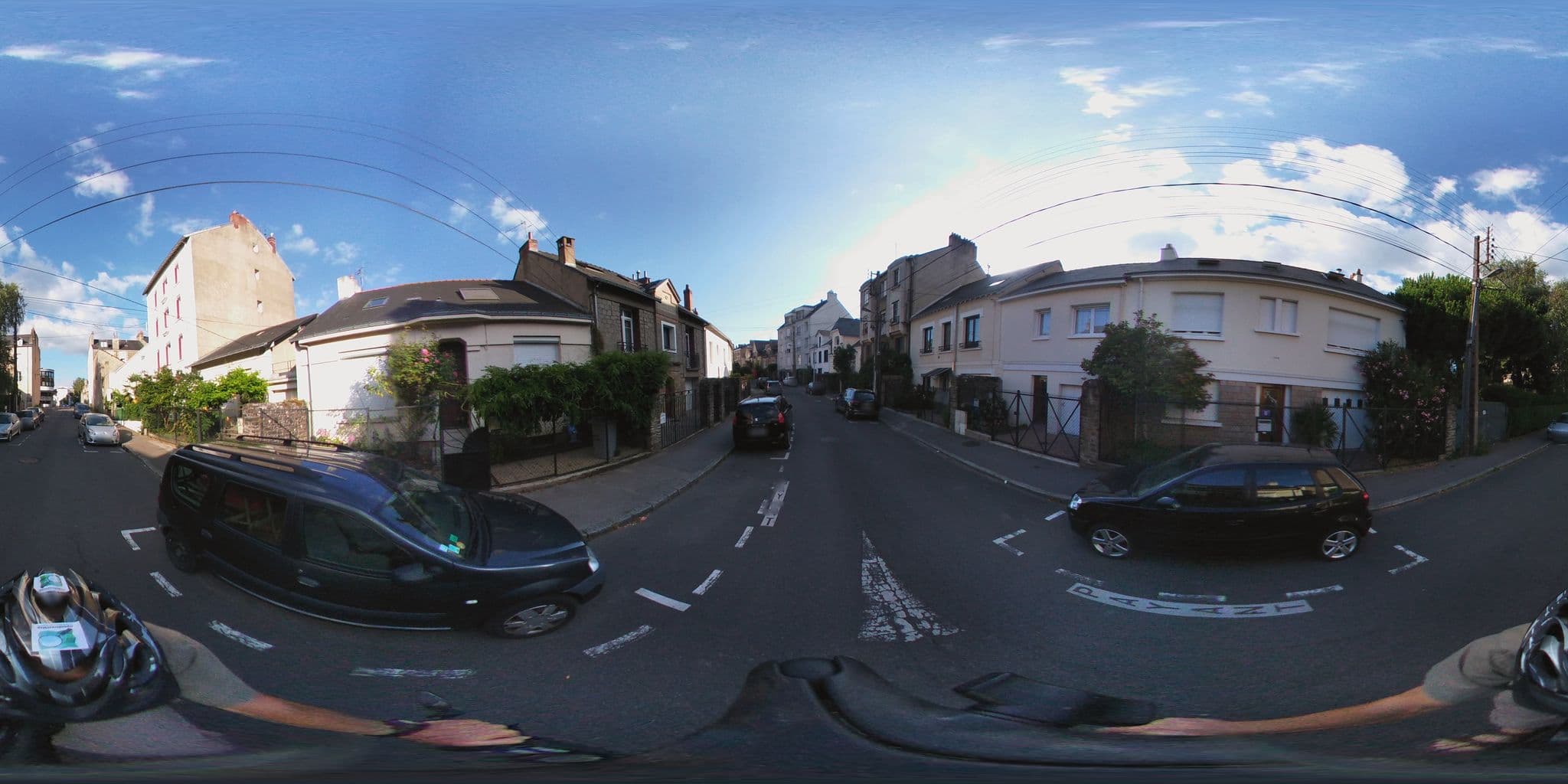 Street view near Hôtel Coeur de Loire, Nantes — © cartocite (CC BY-SA · Mapillary)