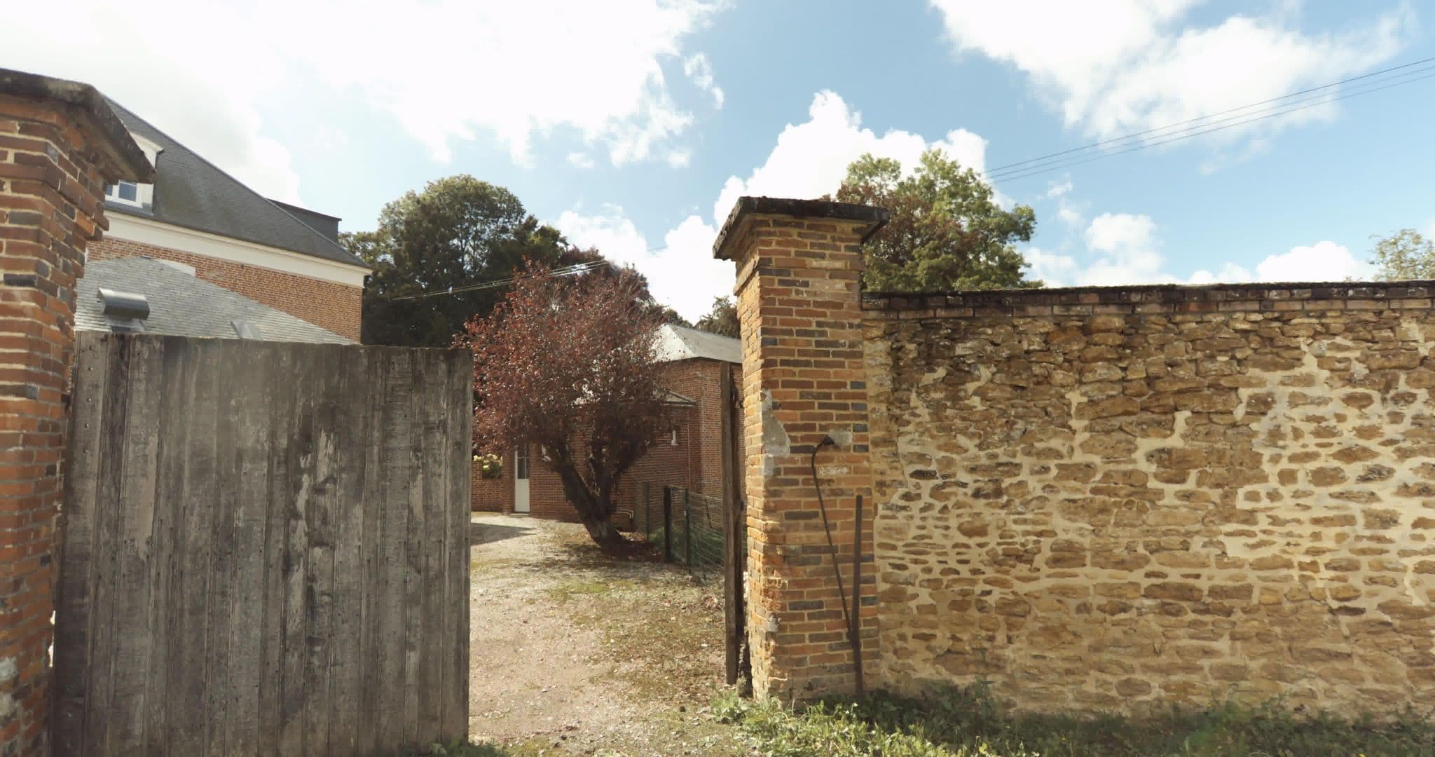Street view near Les Champs, Gacé — © sogefi (CC BY-SA · Mapillary)
