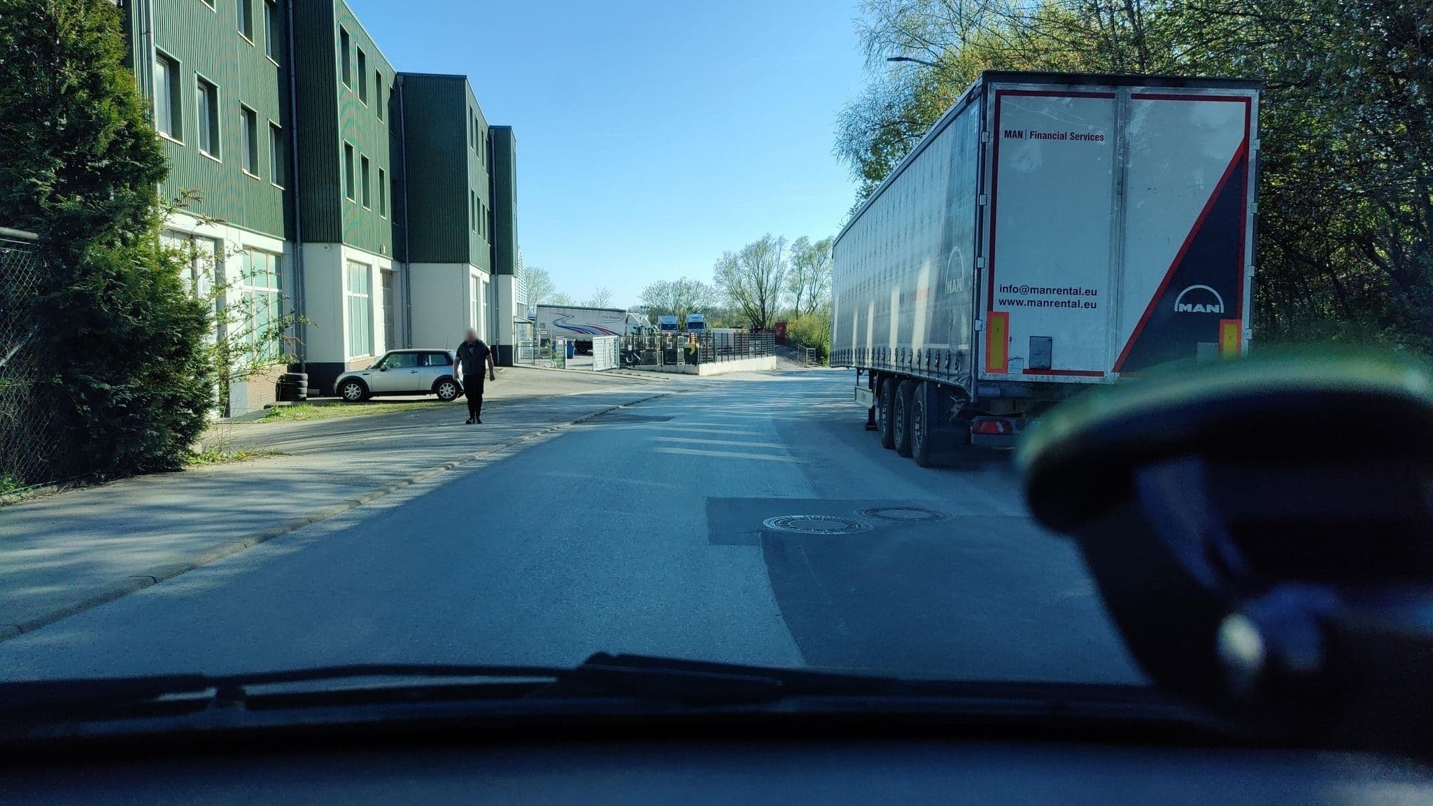 Street view near Hotel-Haus Bovensiepen, Wülfrath — © poxonline (CC BY-SA · Mapillary)