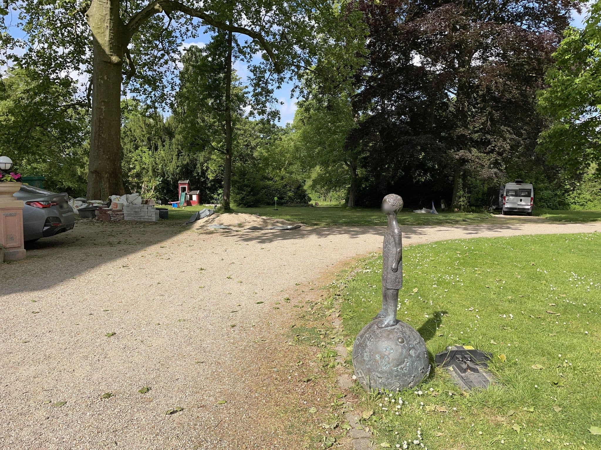 Street view near Villa Vogelsang, Überruhr-Holthausen — © carlheinz (CC BY-SA · Mapillary)