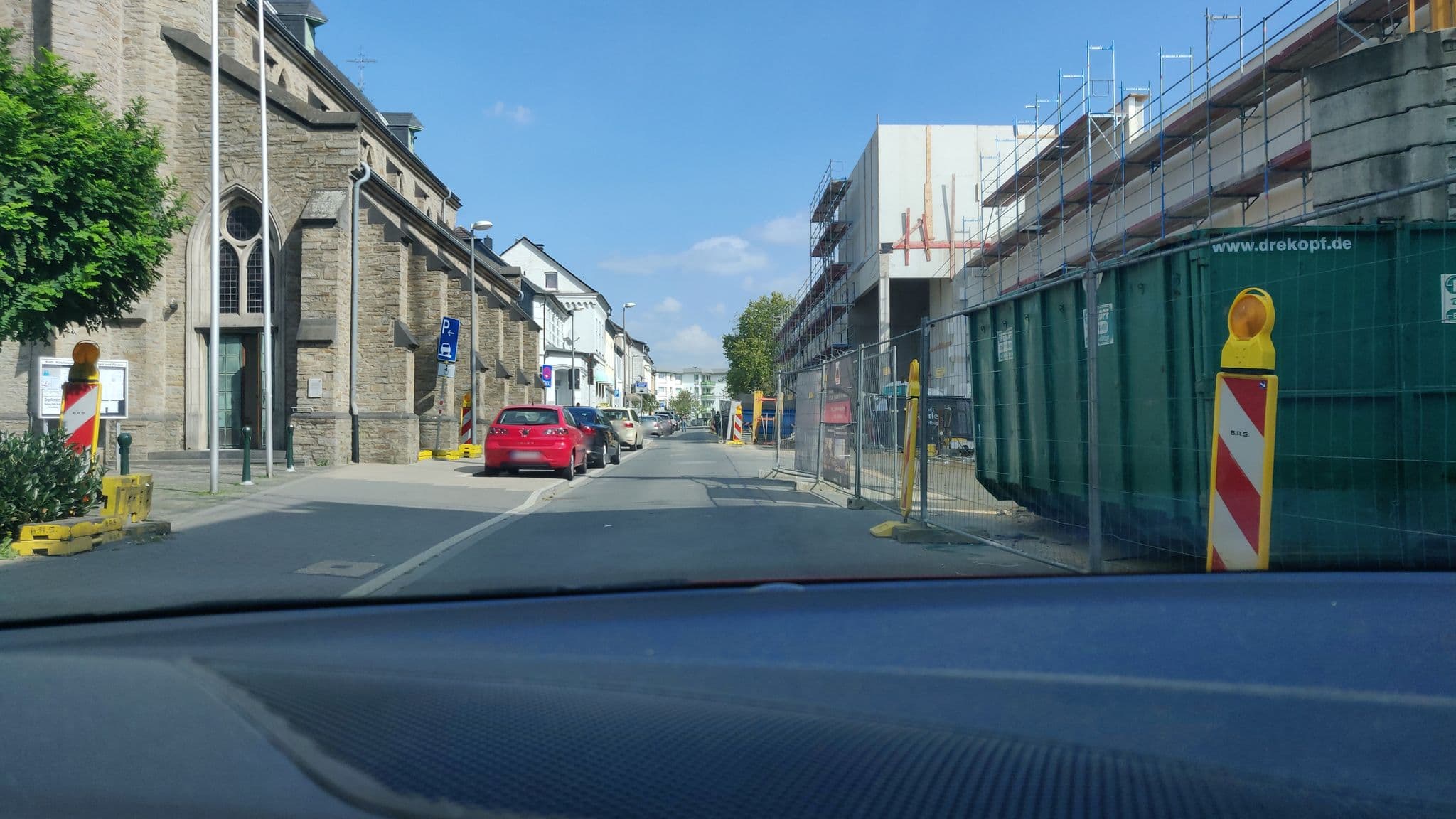 Street view near Buergerstube Hotel Inh, Velbert — © mighty_eighty (CC BY-SA · Mapillary)