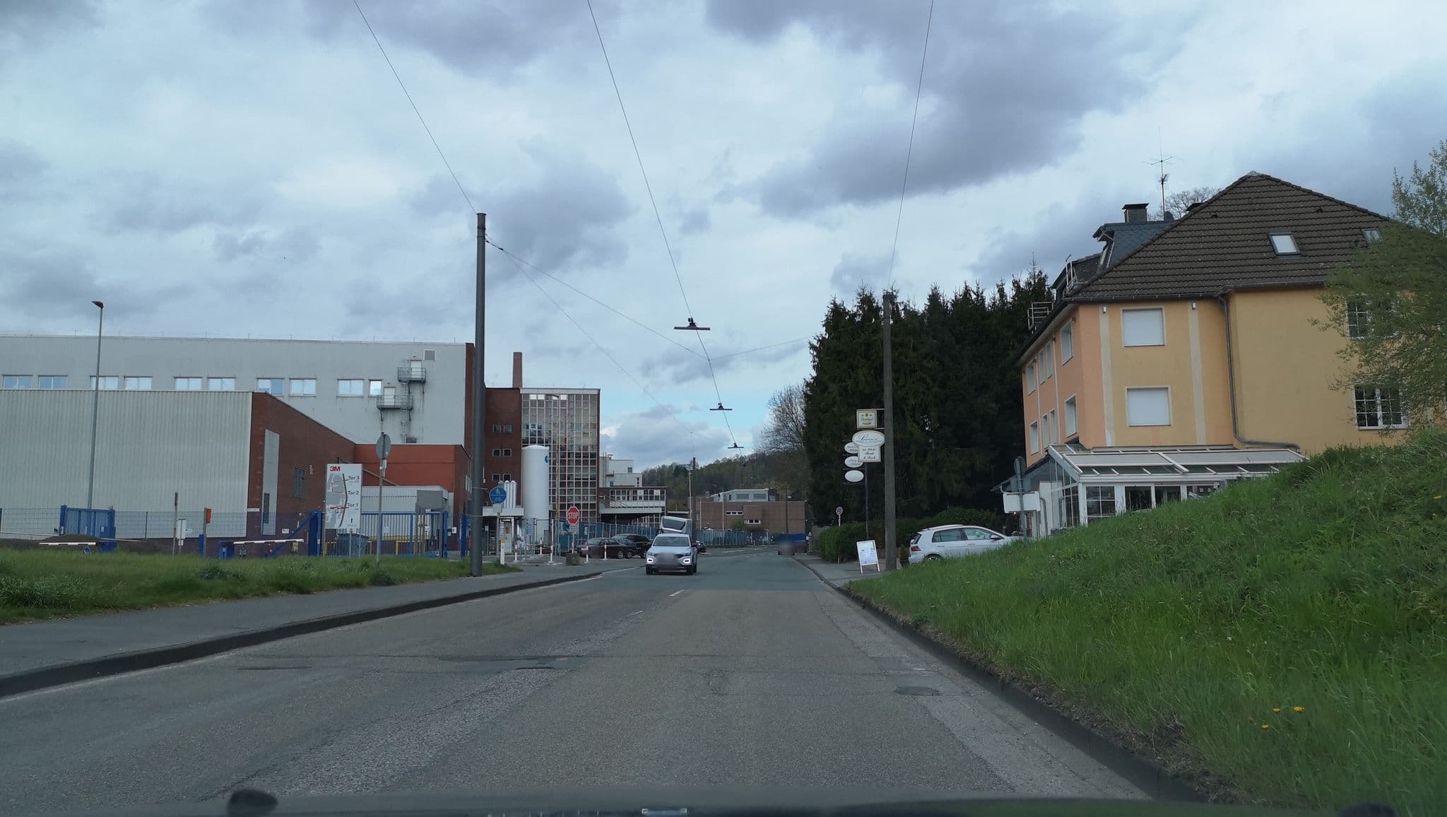 Street view near Langerfelder Hof GmbH & Co, Schwelm — © fuffel (CC BY-SA · Mapillary)