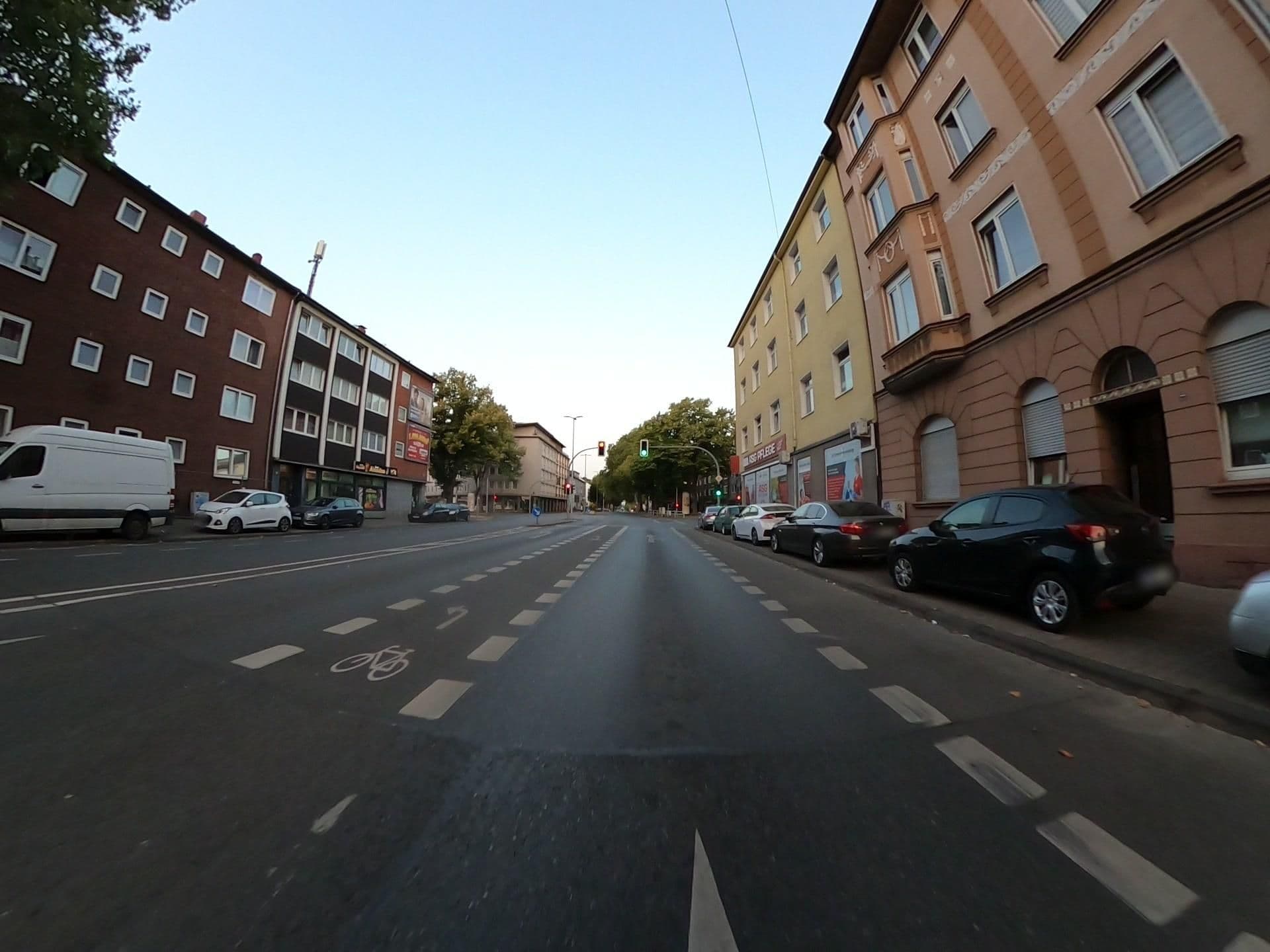Street view near Wichelhaus Joachim, Gelsenkirchen — © bravewaffle (CC BY-SA · Mapillary)