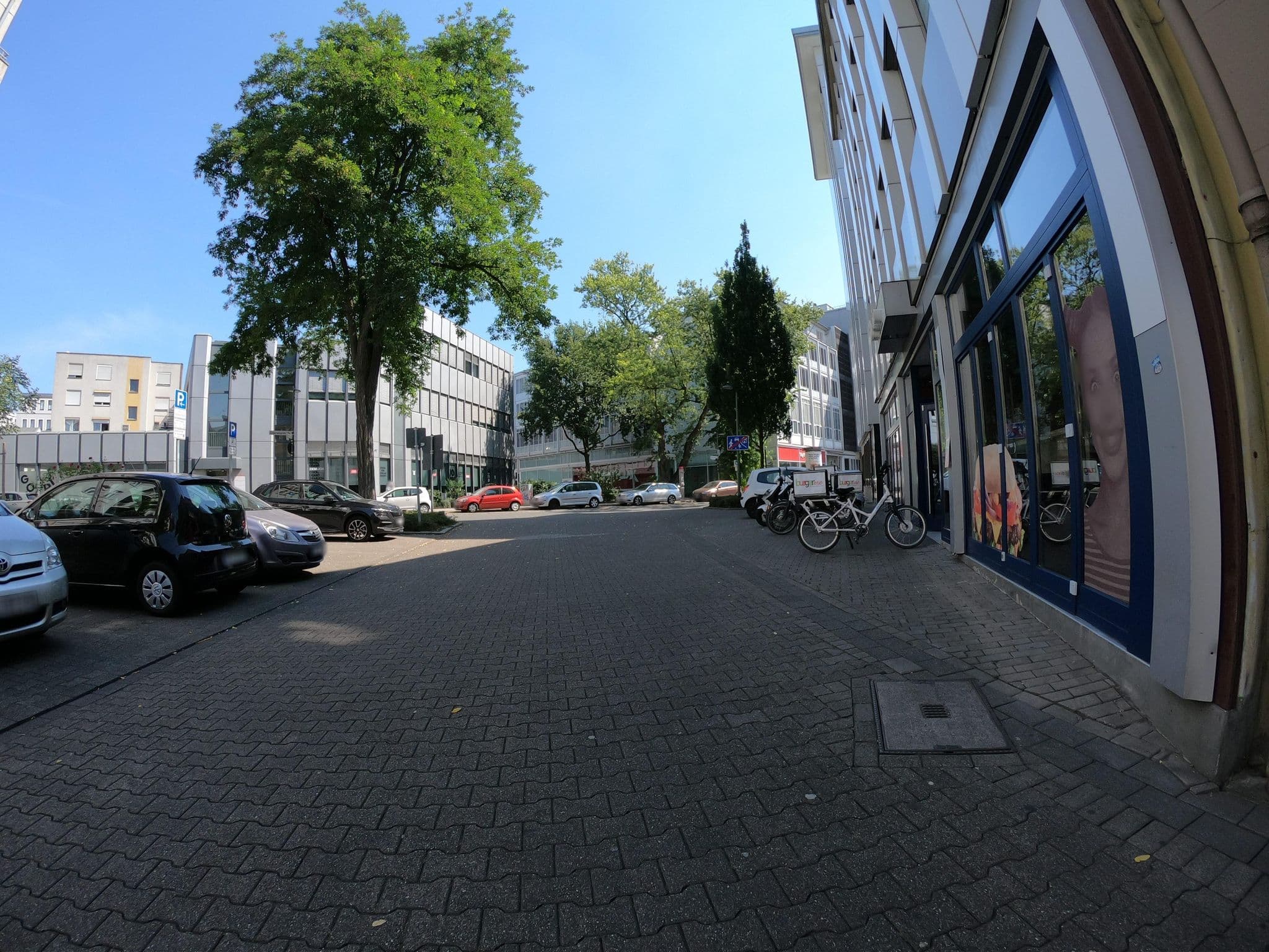 Street view near Deutsche Rentenversicherung Westfalen Ärztliche Begutachtungsstelle, Gelsenkirchen — © geogladbecker (CC BY-SA · Mapillary)