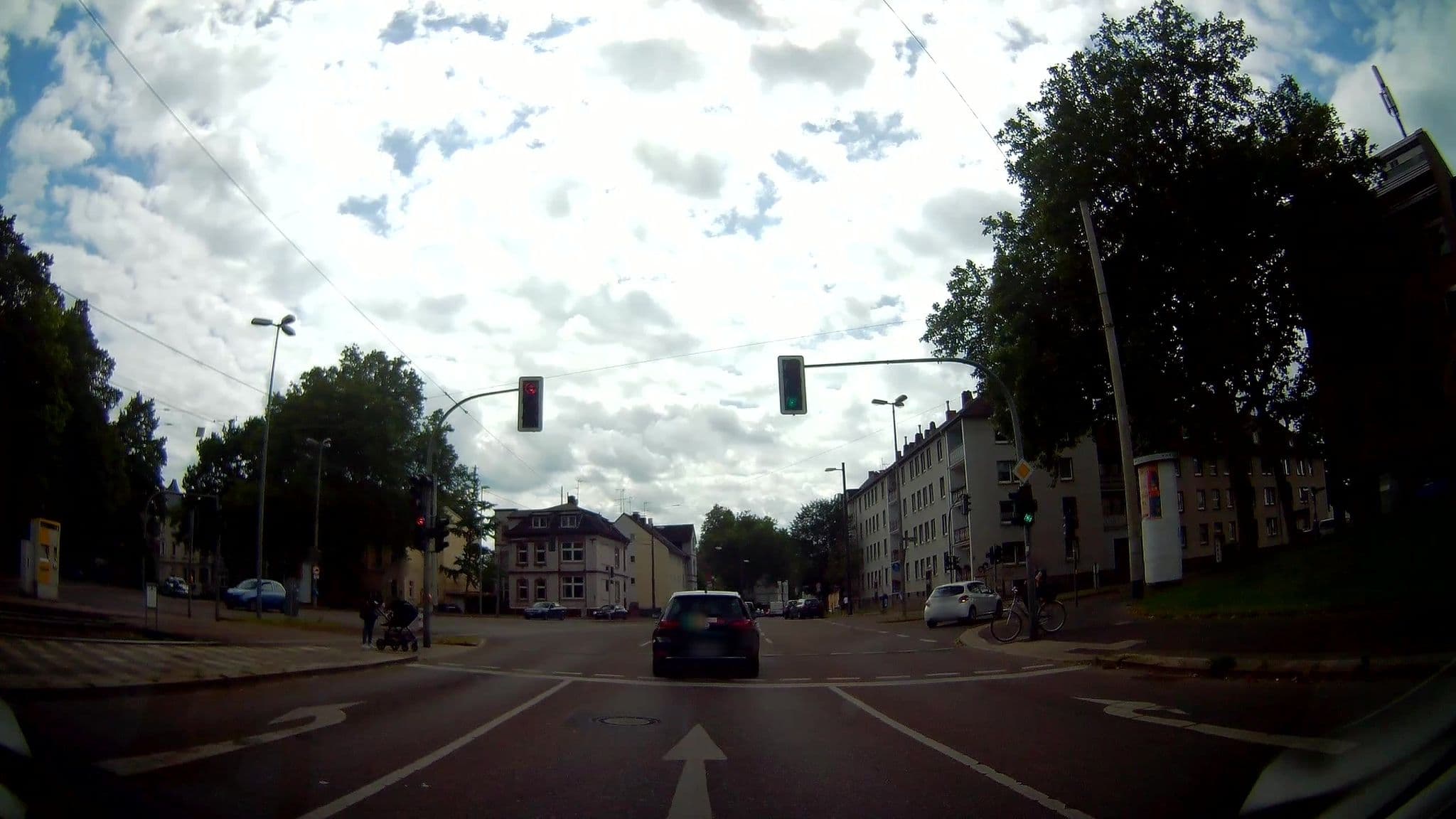 Street view near Zentrales Apartment Gelsenkirchen, Gelsenkirchen — © geogladbecker (CC BY-SA · Mapillary)