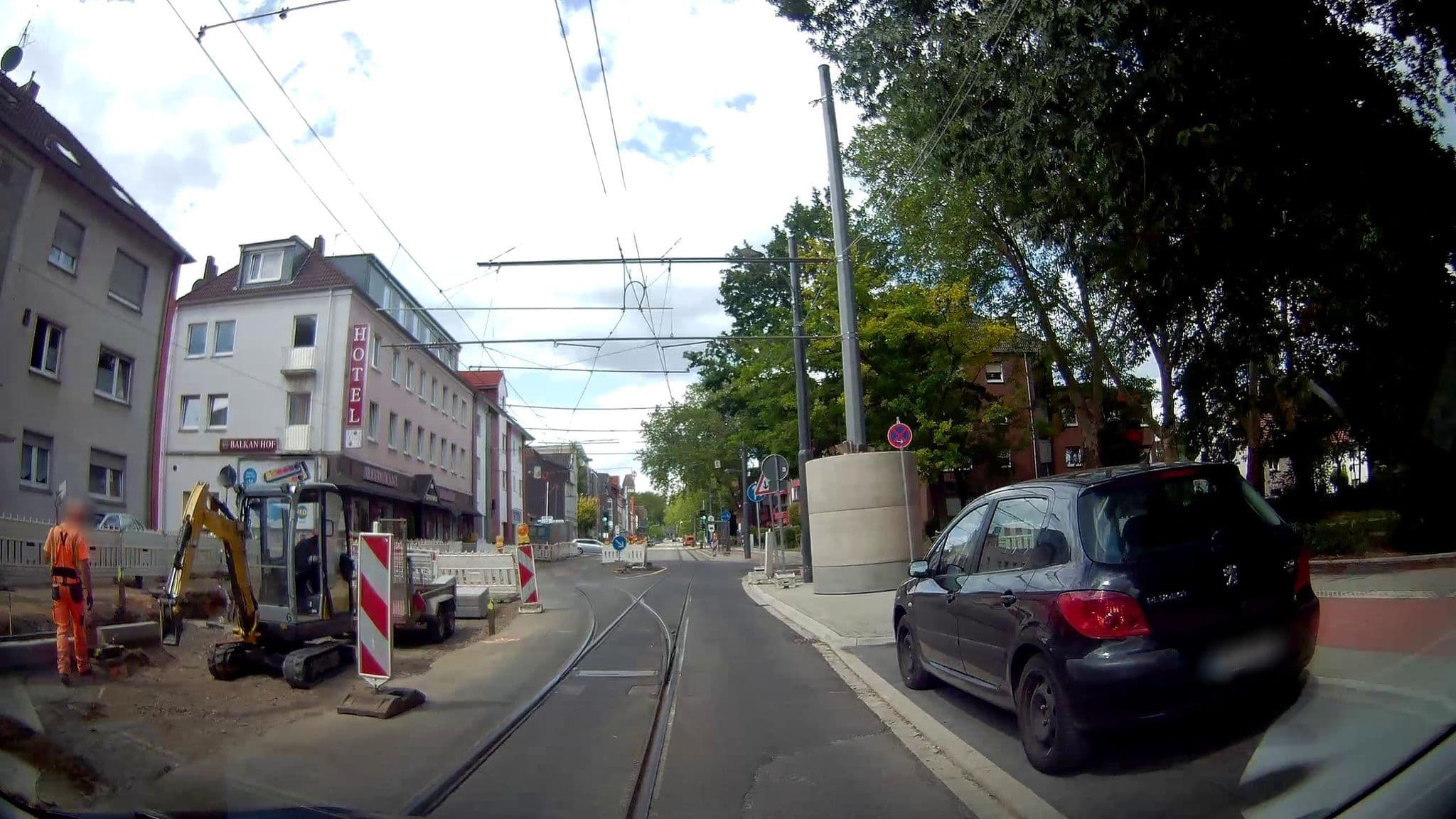 Street view near Hotelrestaurant Balkanhof, Buer — © geogladbecker (CC BY-SA · Mapillary)