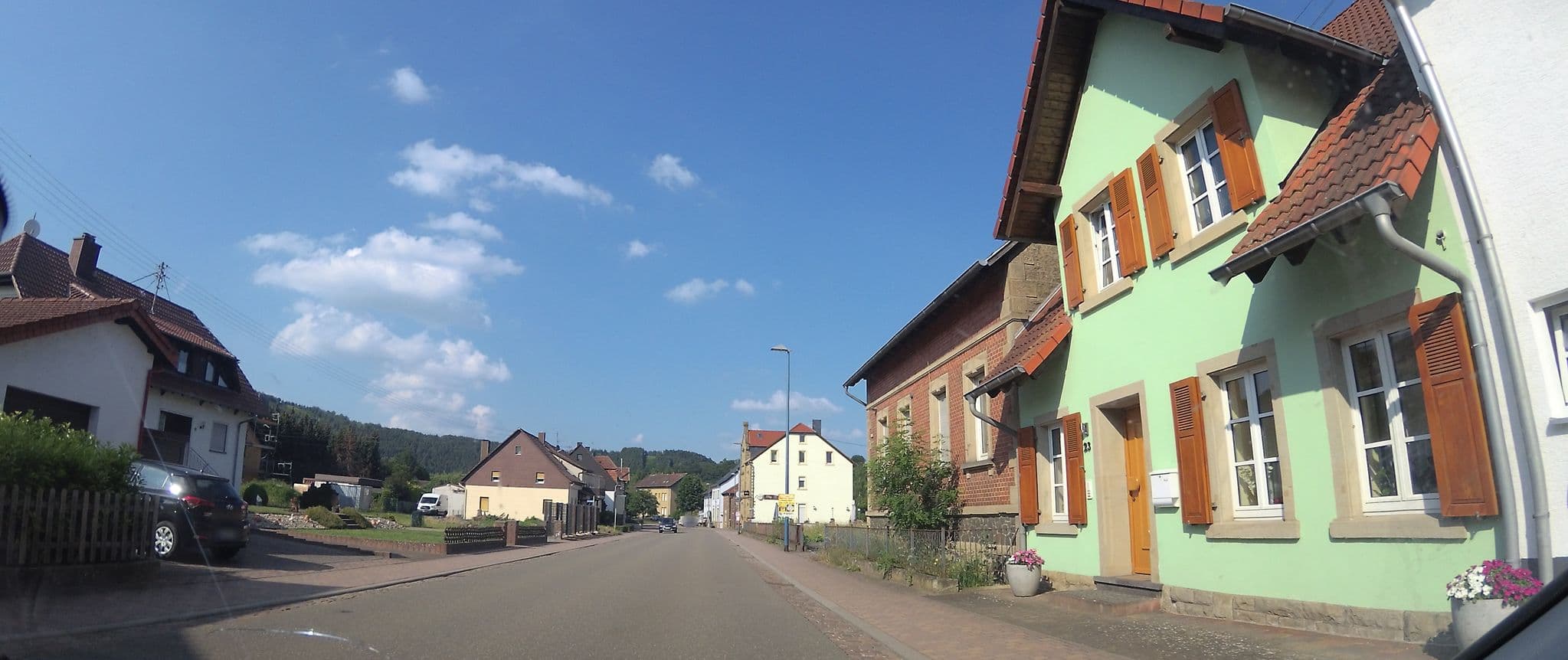 Street view near Business Apartment, Sankt Julian — © teddy73 (CC BY-SA · Mapillary)