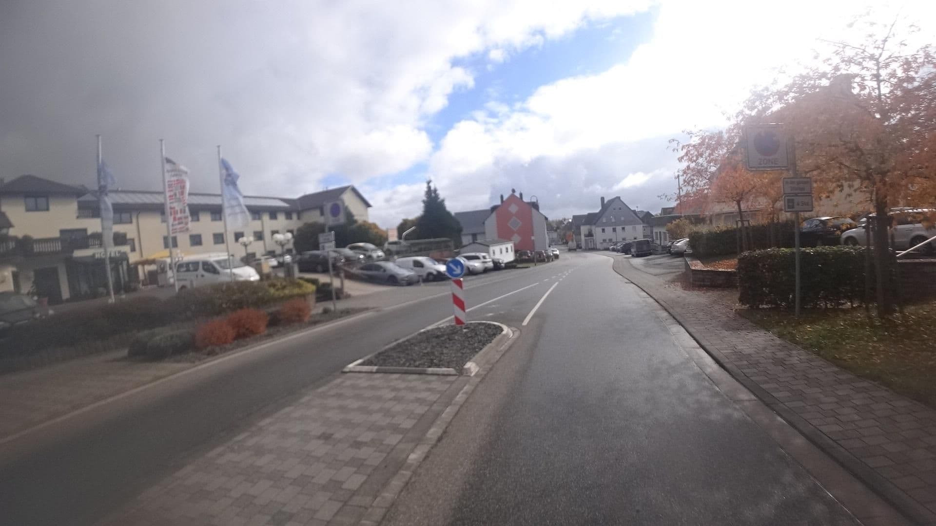 Street view near Gasthaus am Flughafen, Büchenbeuren — © michellefritz (CC BY-SA · Mapillary)