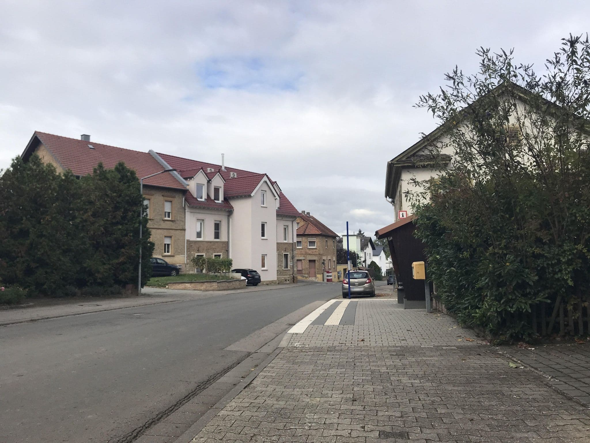 Street view near Ferienwohnung Aspisheim, Gensingen — © miguel_andrade (CC BY-SA · Mapillary)