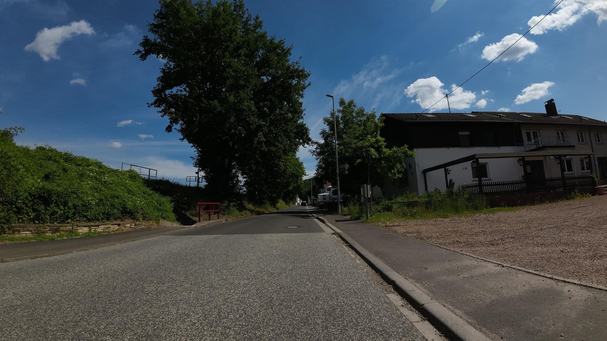 Street view near Zum Stausee, Hüffelsheim — © teddy73 (CC BY-SA · Mapillary)