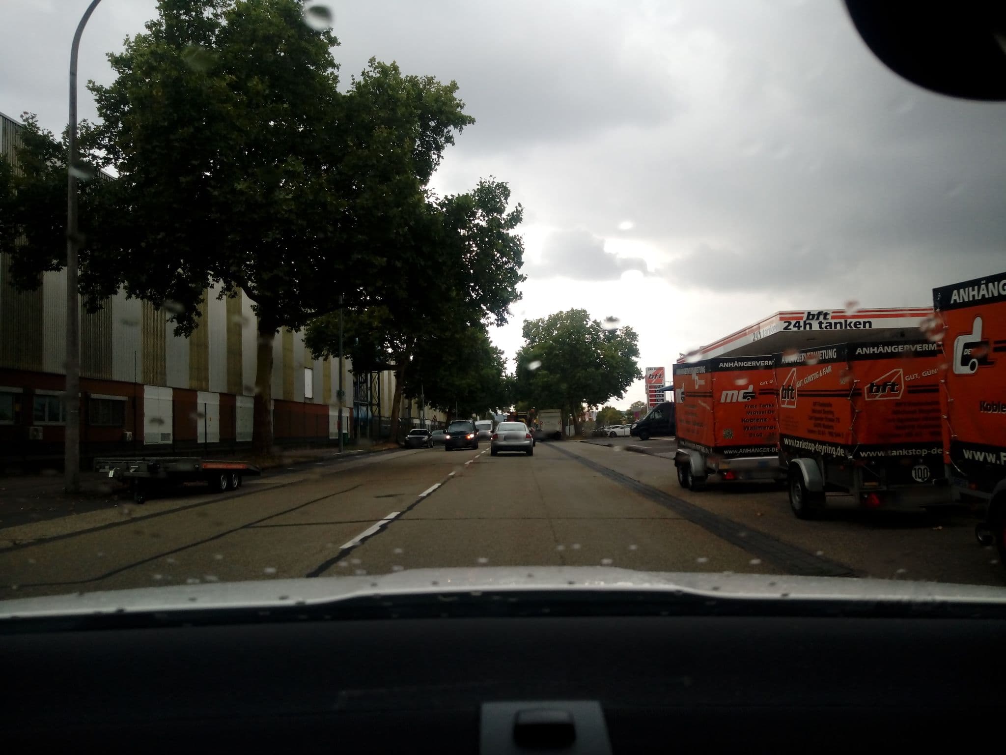 Street view near Gästehaus Koblenz, Niederwerth — © bestmedia (CC BY-SA · Mapillary)