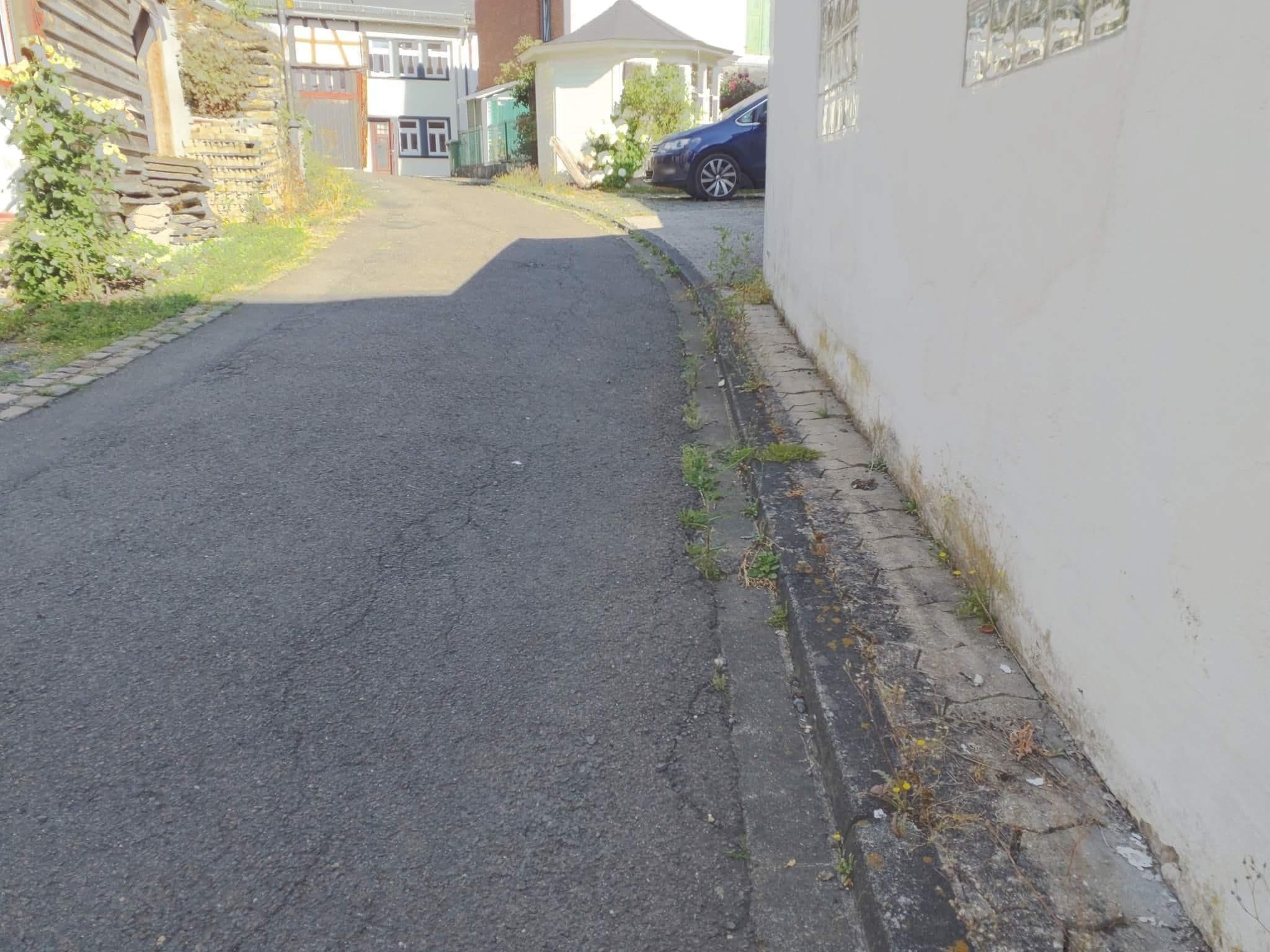 Street view near Badische Kellerey, Kastellaun — © Vosgivince (CC BY-SA · Mapillary)