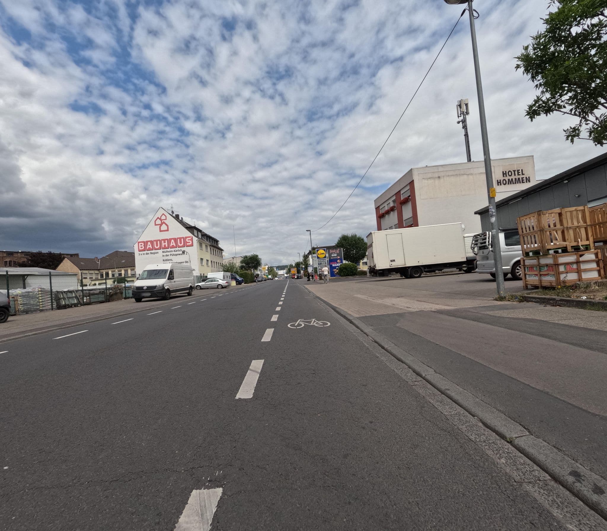 Street view near Marktstübchen, Koblenz — © kalcaaro (CC BY-SA · Mapillary)