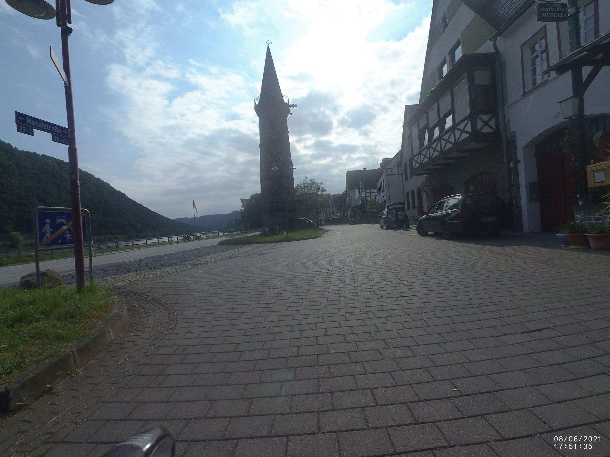 Street view near Hotel Restaurant Mosella, Löf — © VIA_CH (CC BY-SA · Mapillary)