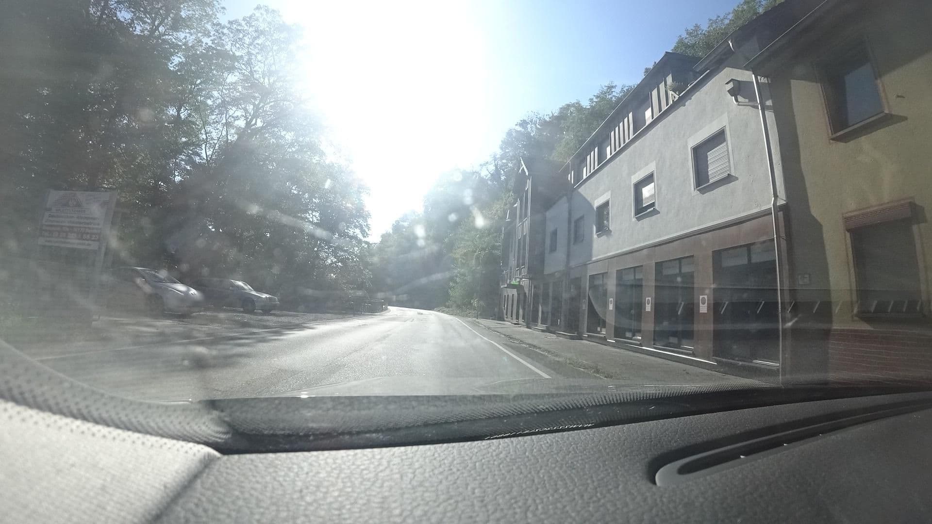 Street view near Hotel Park, Bendorf — © michellefritz (CC BY-SA · Mapillary)