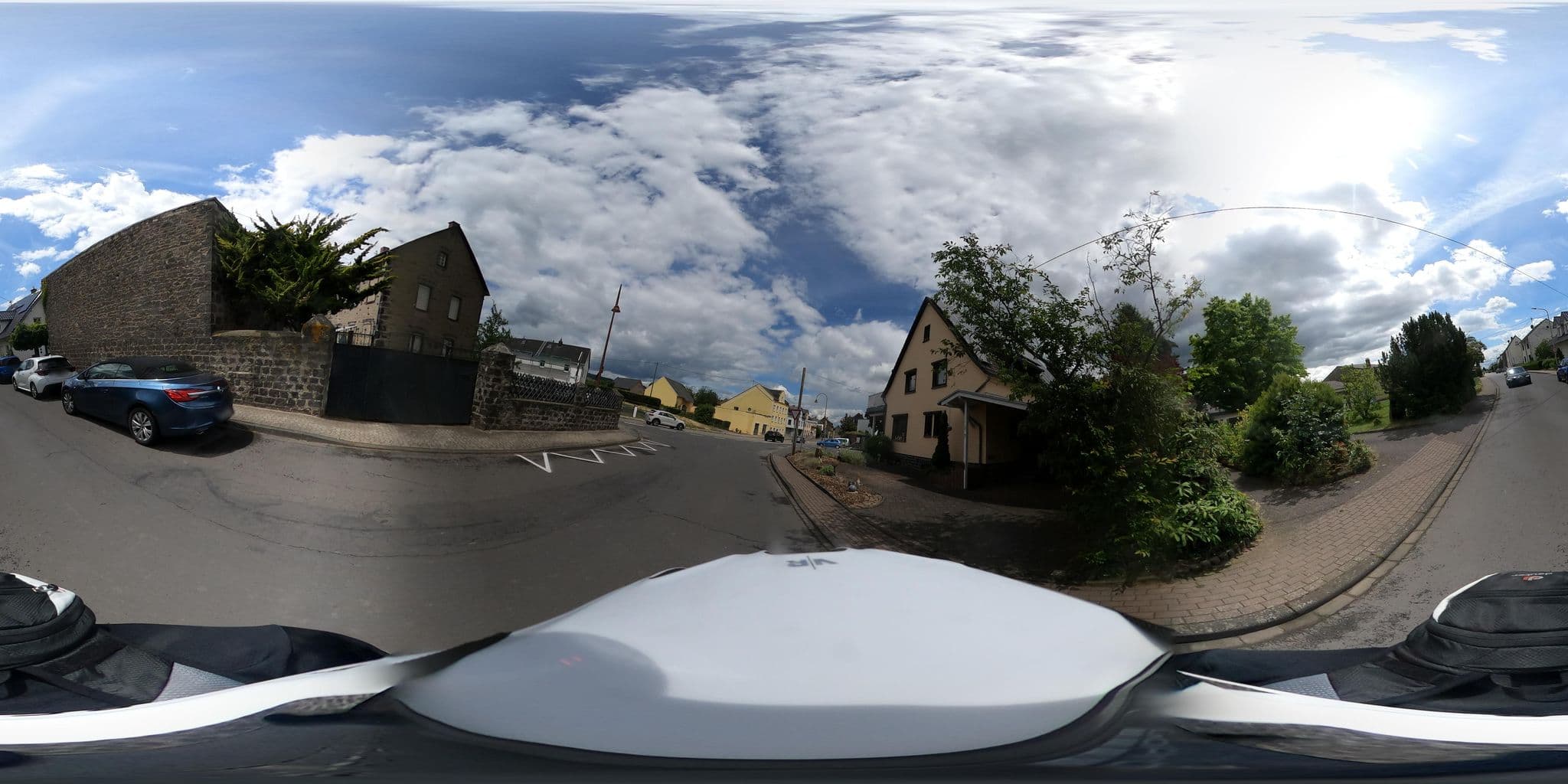 Street view near Eheleute Kurt und Rosi Rauch, Kruft — © kalcaaro (CC BY-SA · Mapillary)