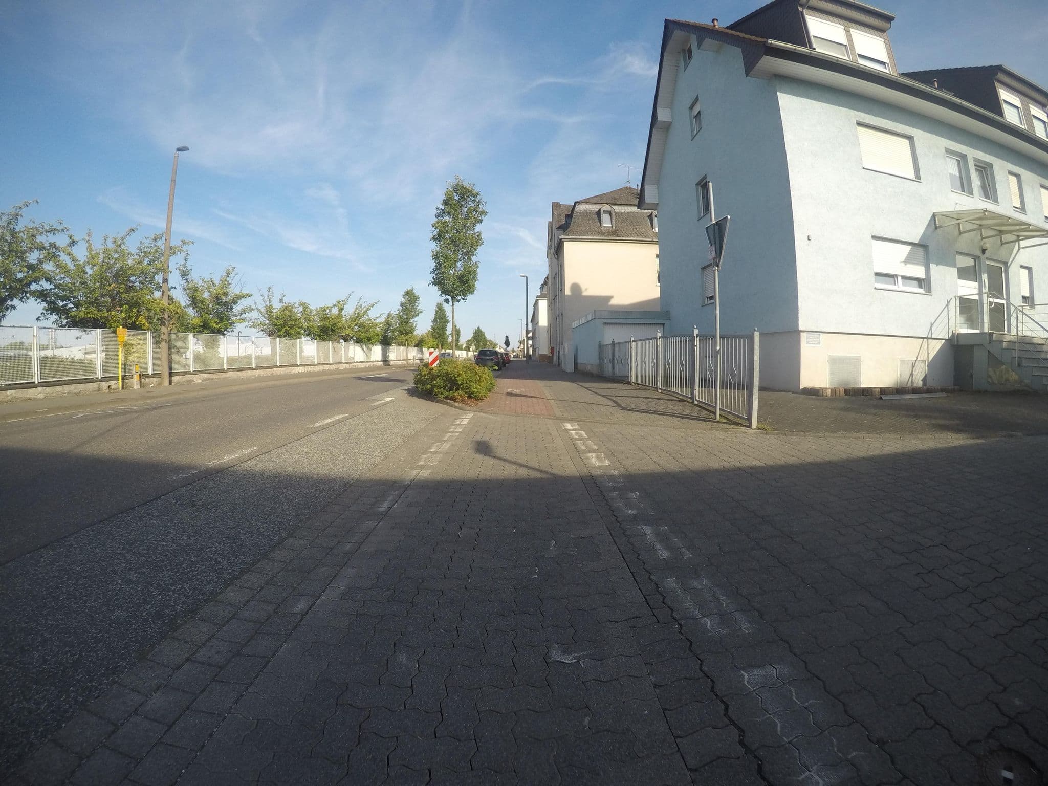 Street view near Privatunterkunft Hoffend, Weißenthurm — © mfa (CC BY-SA · Mapillary)