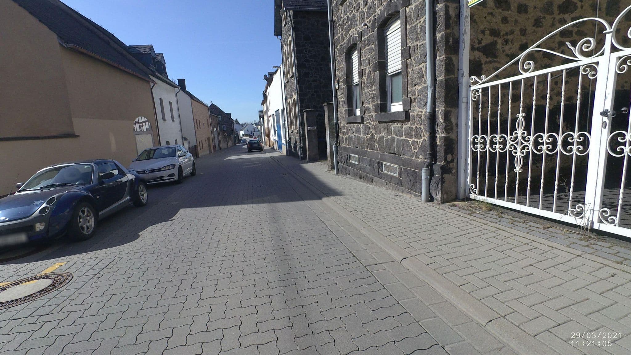 Street view near Gasthof Lenzgen, Nickenich — © VIA_CH (CC BY-SA · Mapillary)