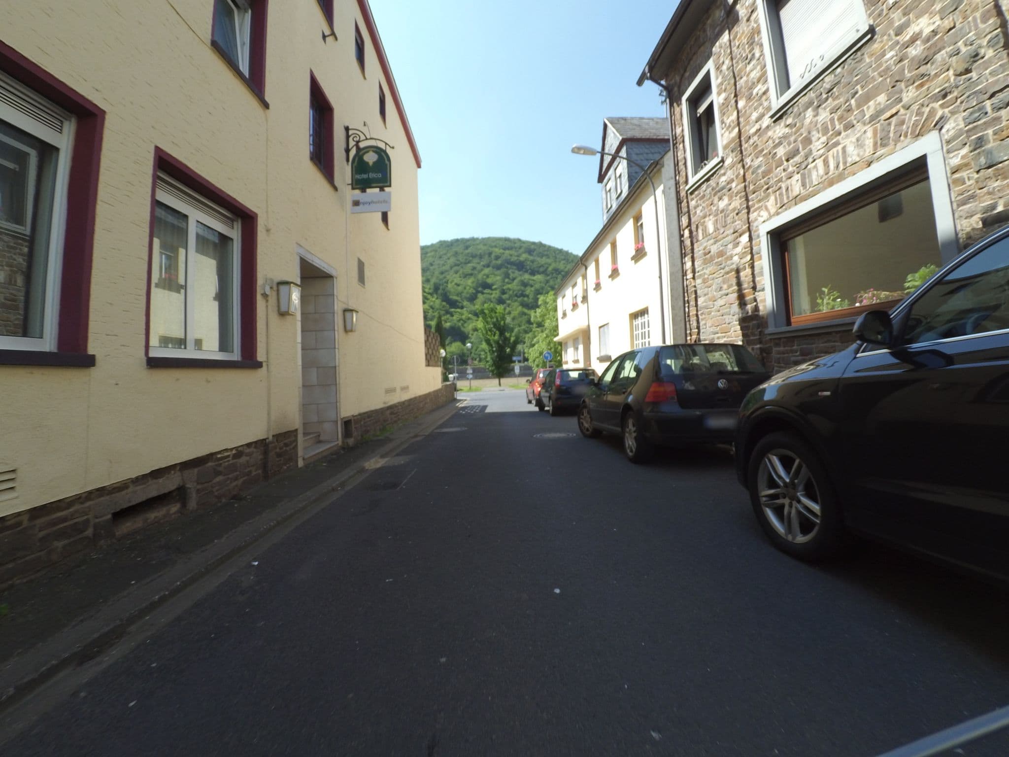 Street view near Hotel-Restaurant Moselblick, Treis-Karden — © peewee32 (CC BY-SA · Mapillary)