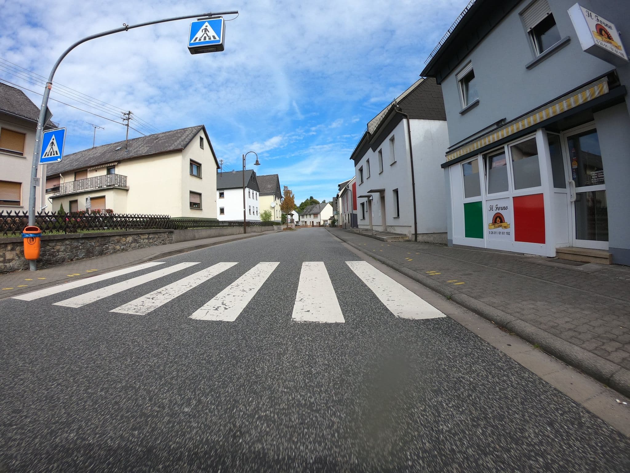 Street view near Gästehaus Lay, Nauort — © wizonede (CC BY-SA · Mapillary)