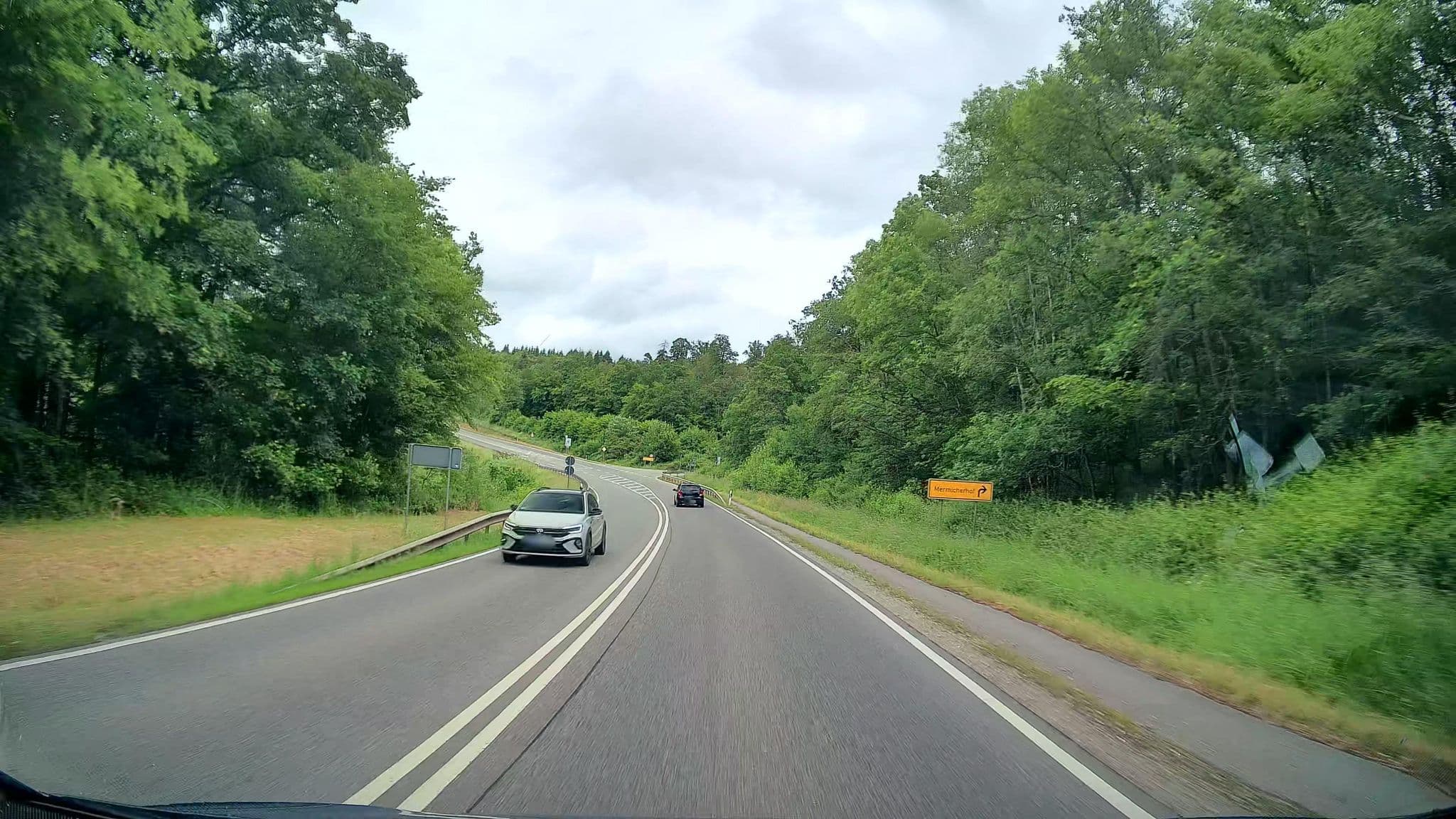Street view near Hotel Zur Katz, Halsenbach — © kalcaaro (CC BY-SA · Mapillary)