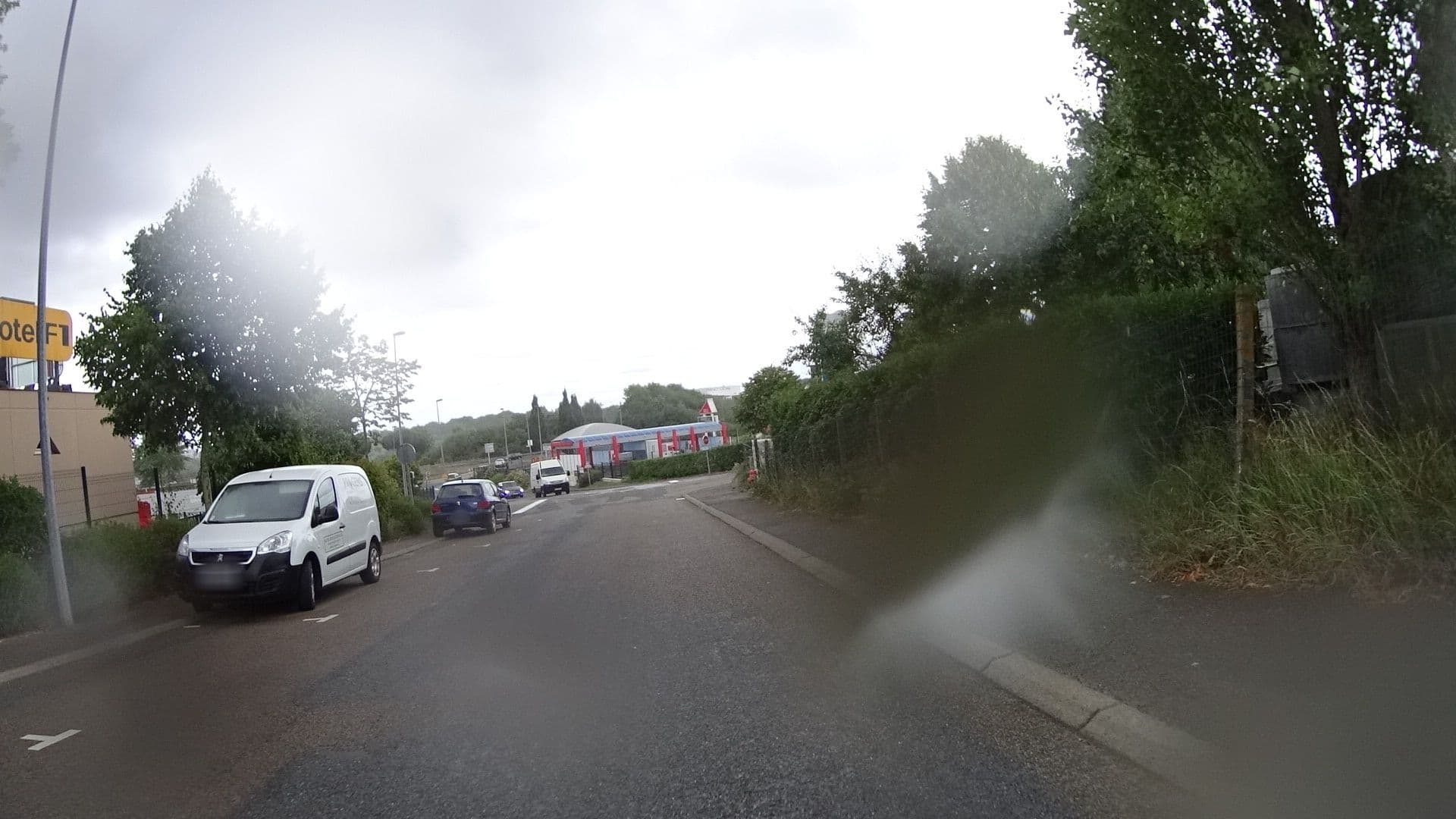 Street view near Hôtel F1 Nantes Sud Aéroport Bouguenais, Bouguenais — © ramap (CC BY-SA · Mapillary)