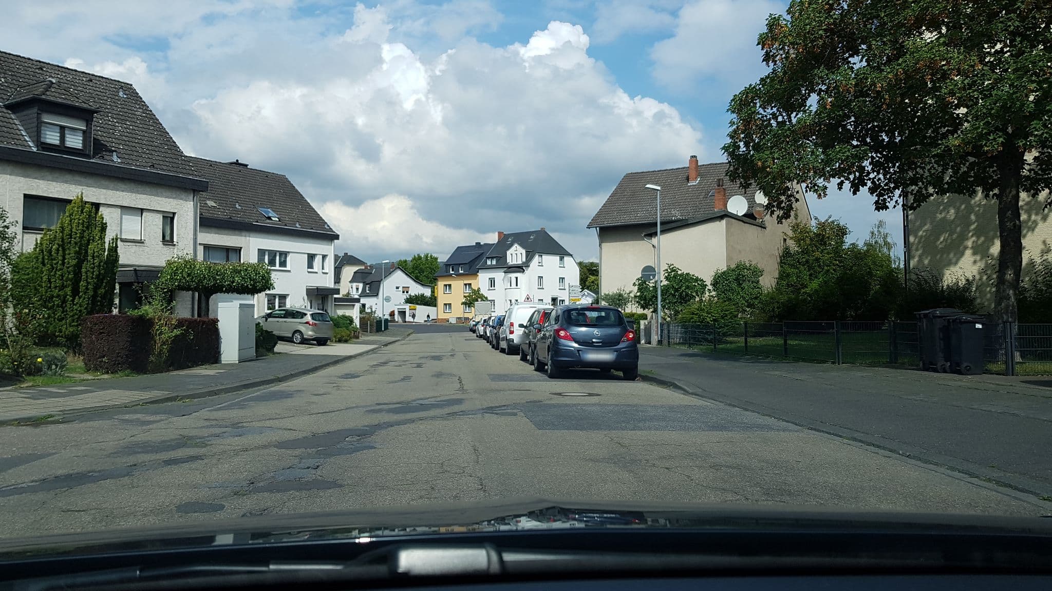 Street view near Ferienwohnung Schmidt, Andernach — © Lowiekse (CC BY-SA · Mapillary)