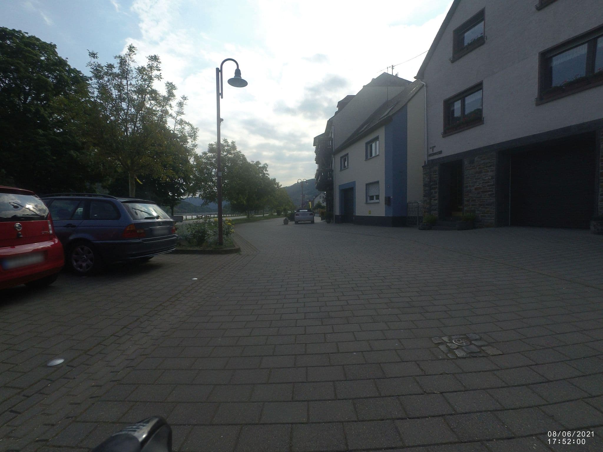Street view near Hildegard Ibald, Löf — © VIA_CH (CC BY-SA · Mapillary)