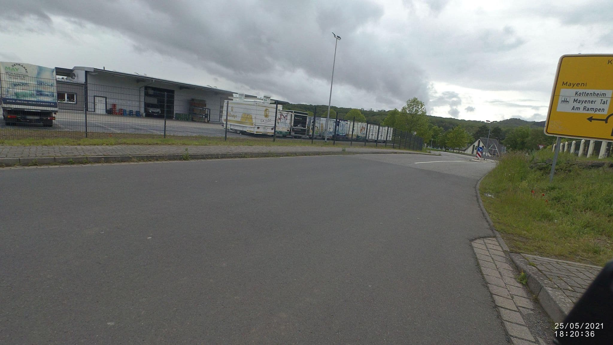 Street view near Hotel Garni am Schloss Kottenheim, Kottenheim — © VIA_CH (CC BY-SA · Mapillary)