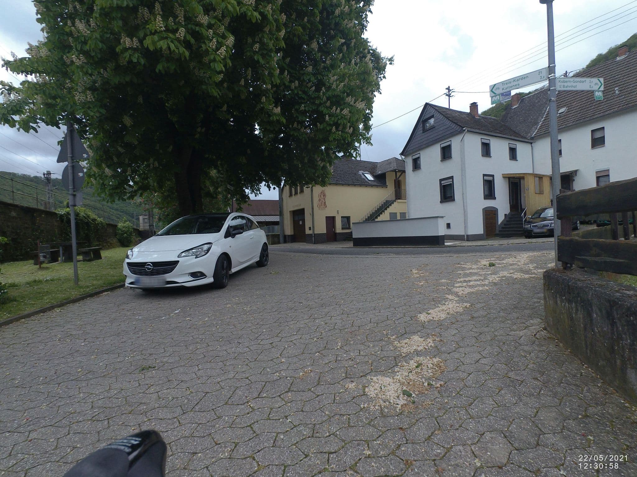 Street view near Alte Scheune Bruns, Lehmen — © VIA_CH (CC BY-SA · Mapillary)