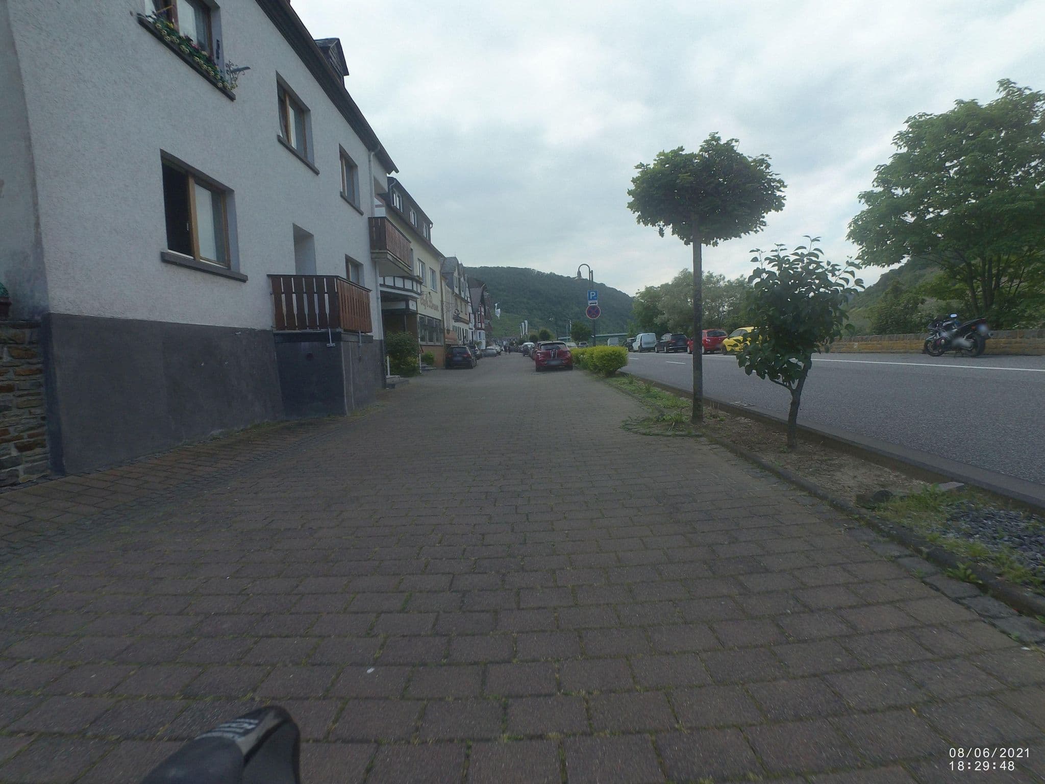 Street view near Haus Fröhlich, Löf — © VIA_CH (CC BY-SA · Mapillary)