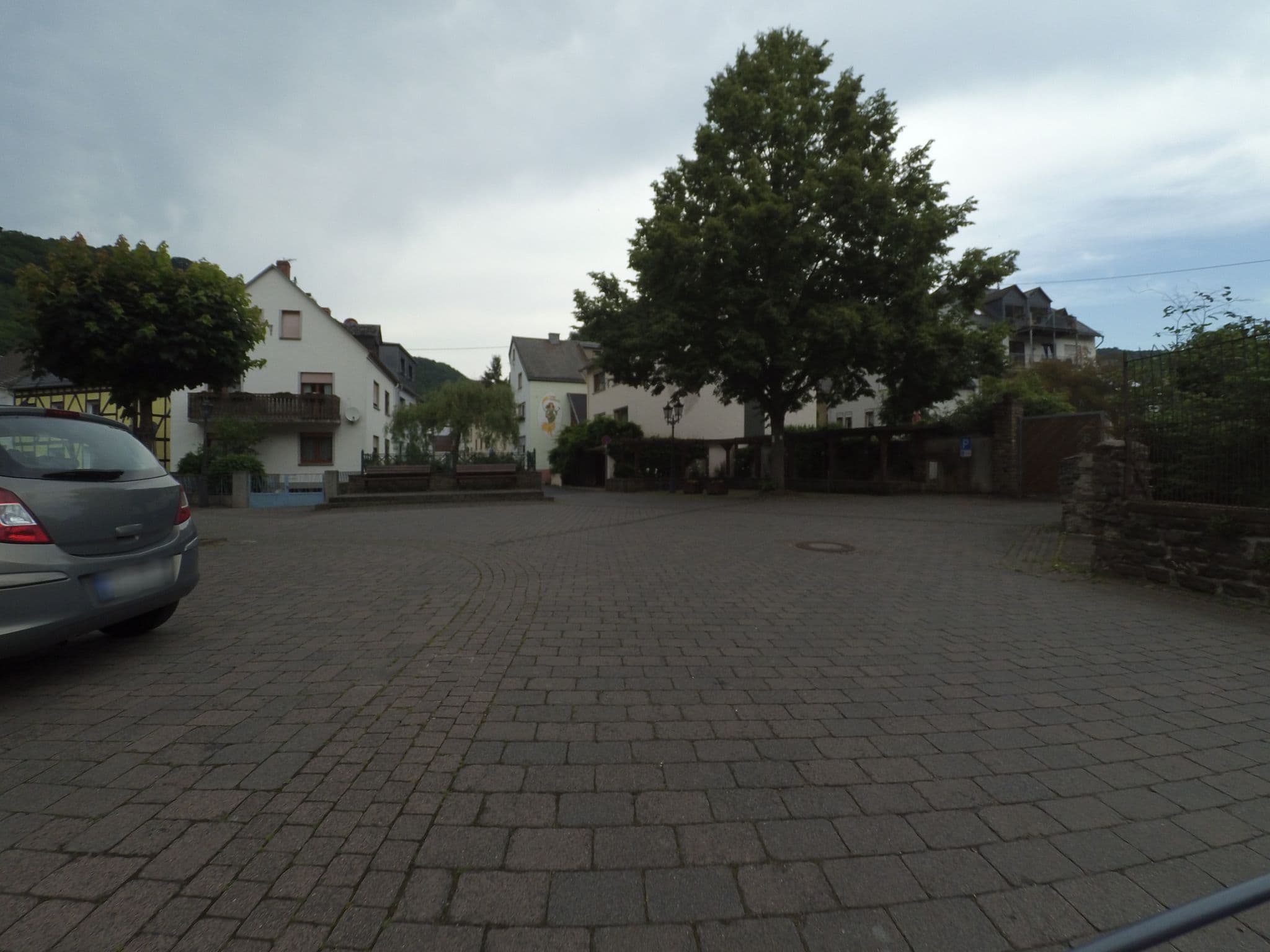 Street view near Ferienwohnung Am Bachlauf, Treis-Karden — © peewee32 (CC BY-SA · Mapillary)
