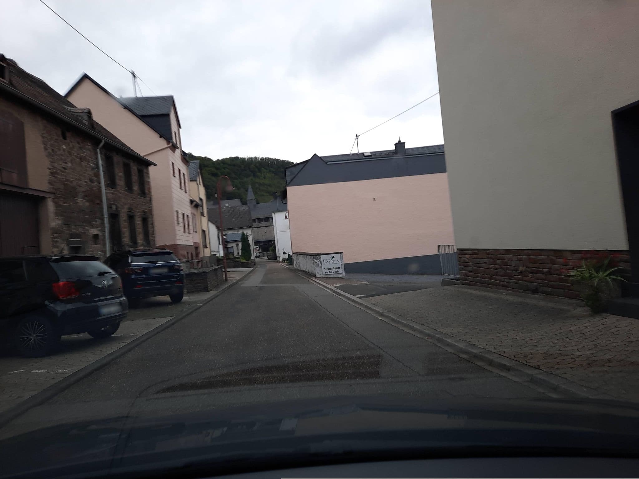 Street view near Hotel Langen, Oberfell — © Lowiekse (CC BY-SA · Mapillary)