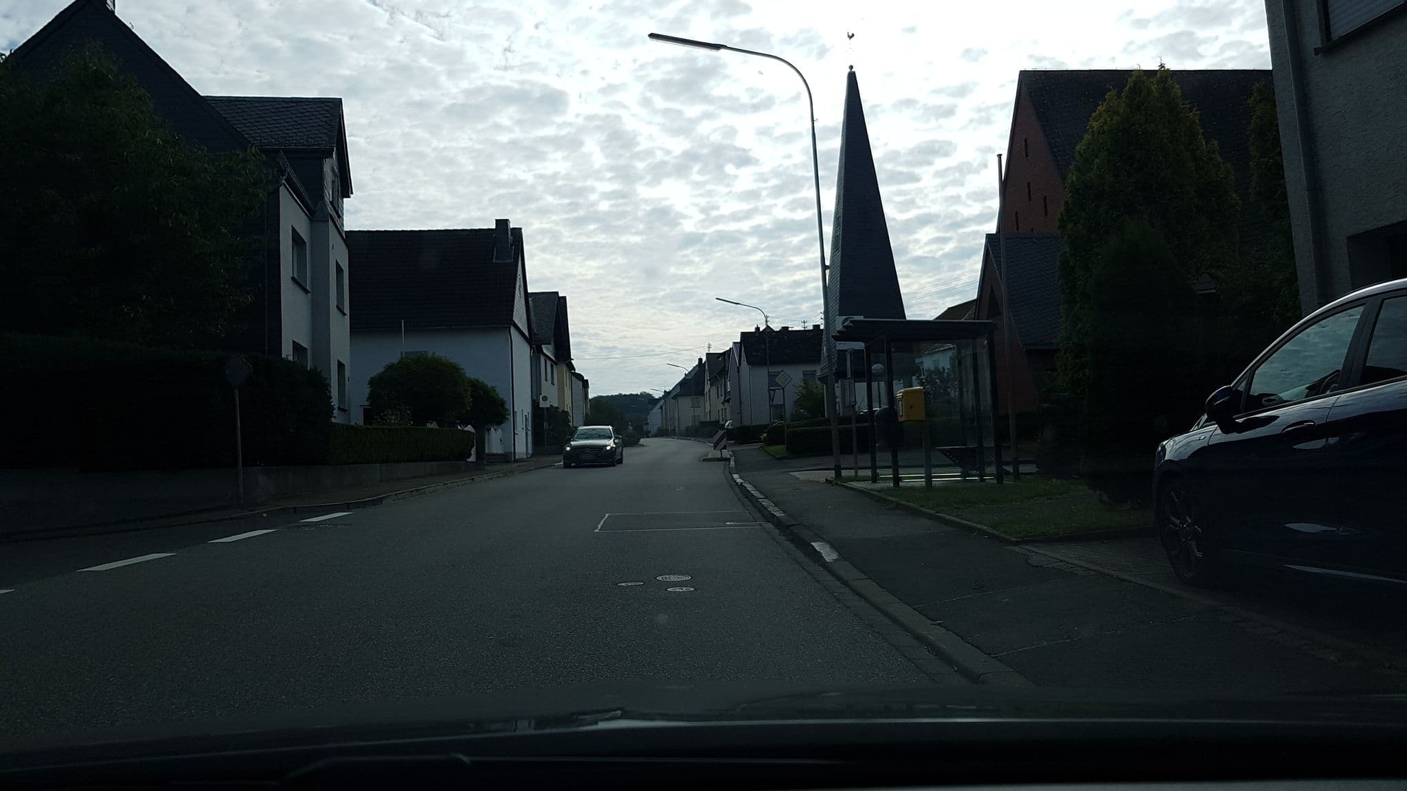 Street view near Landgasthof Kapell-Rinker, Emmelshausen — © Lowiekse (CC BY-SA · Mapillary)