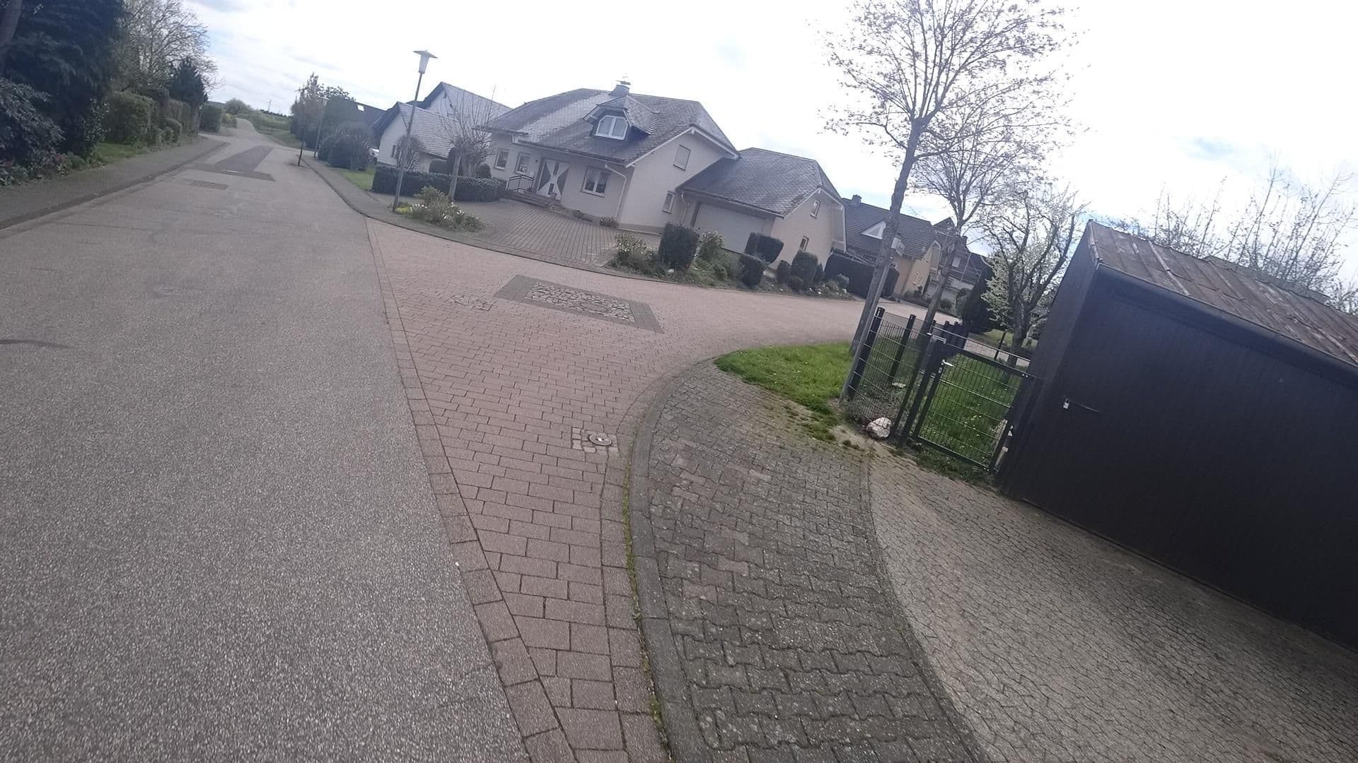 Street view near Ferienhaus Laydeckersch, Mastershausen — © Vosgivince (CC BY-SA · Mapillary)
