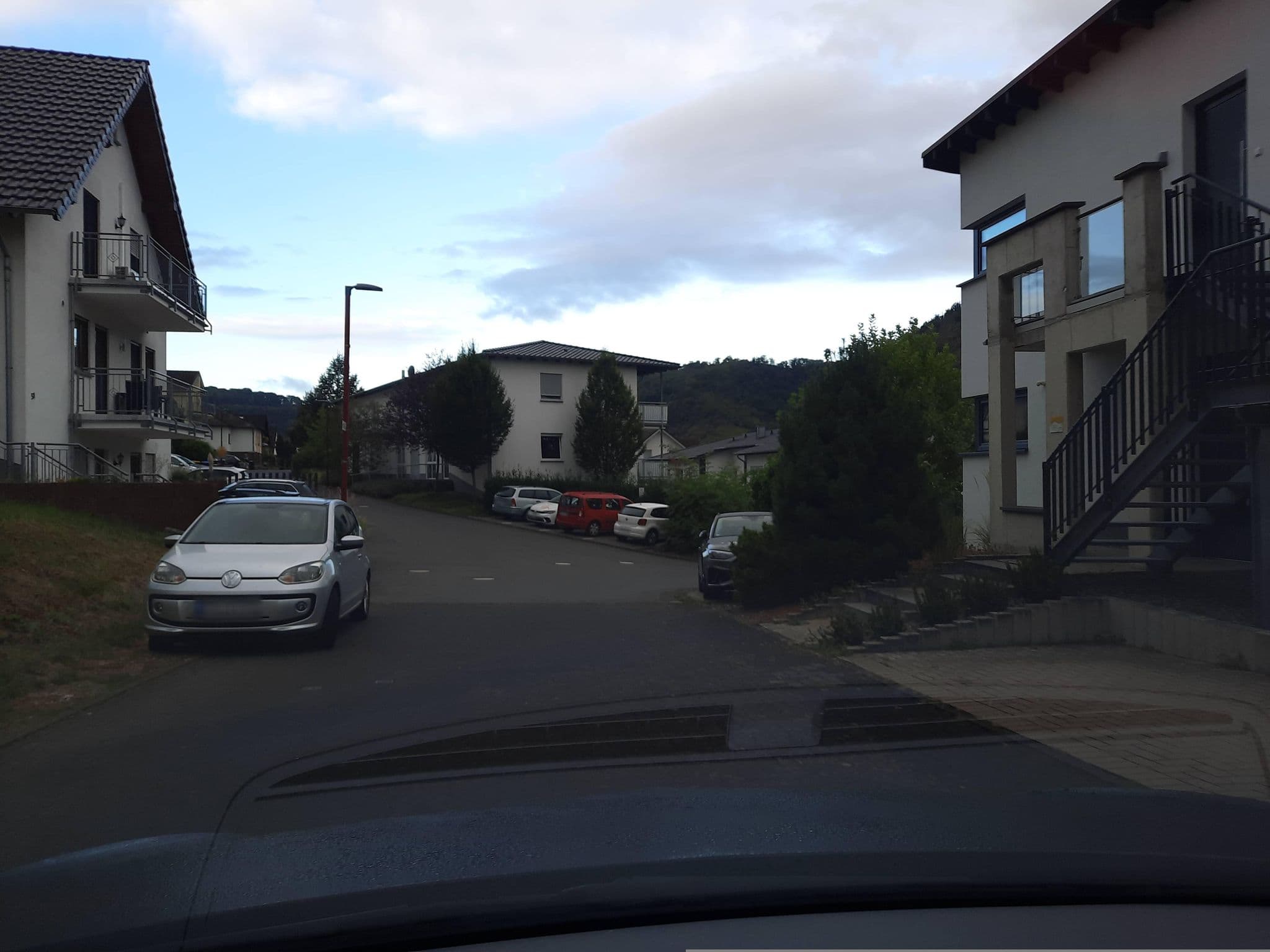 Street view near Ferienappartements Auszeit, Oberfell — © Lowiekse (CC BY-SA · Mapillary)