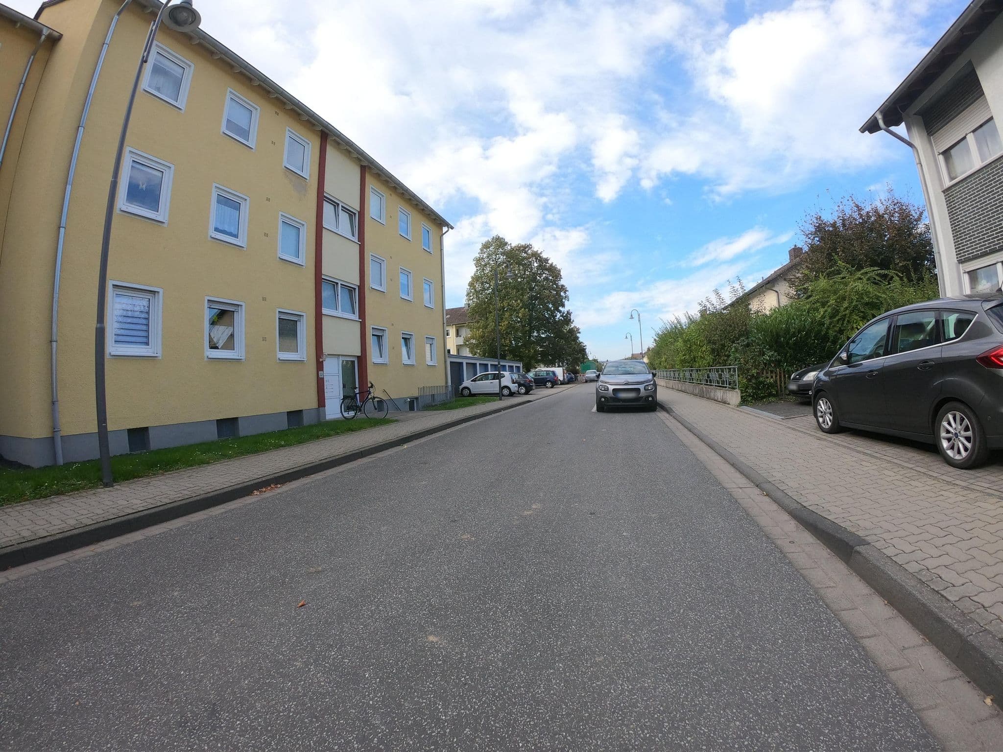 Street view near Heia Ubier, Remagen — © bernd1960 (CC BY-SA · Mapillary)