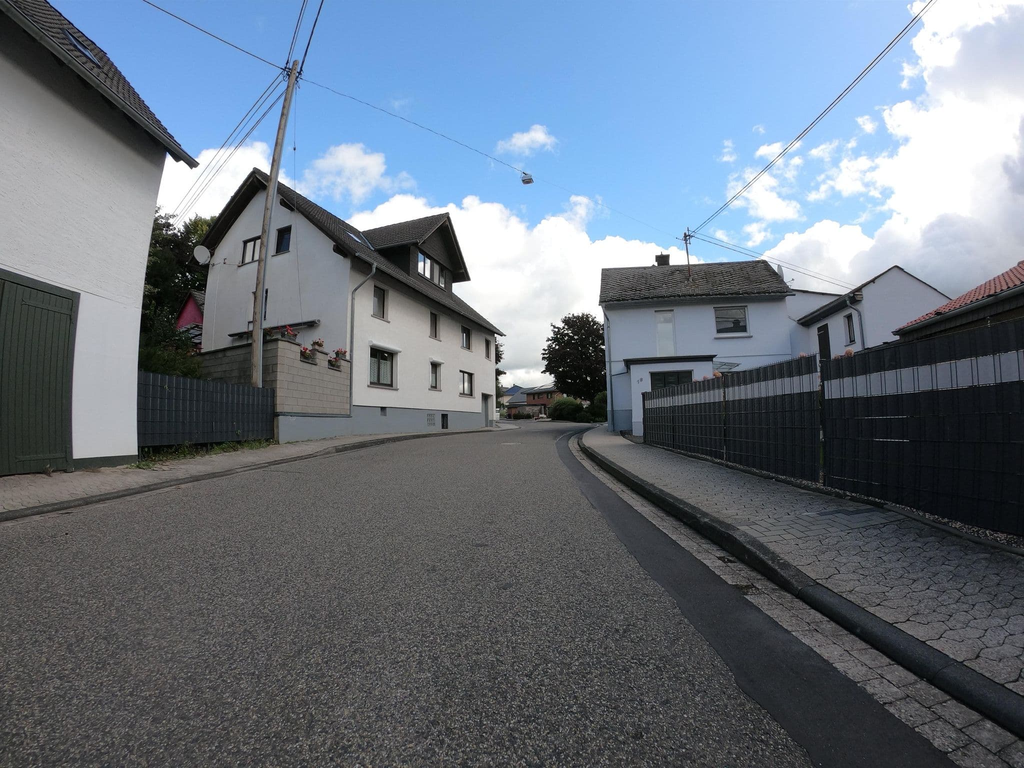Street view near Westerwald Ferienwohnung Jahrsbachtal, Bonefeld — © bernd1960 (CC BY-SA · Mapillary)