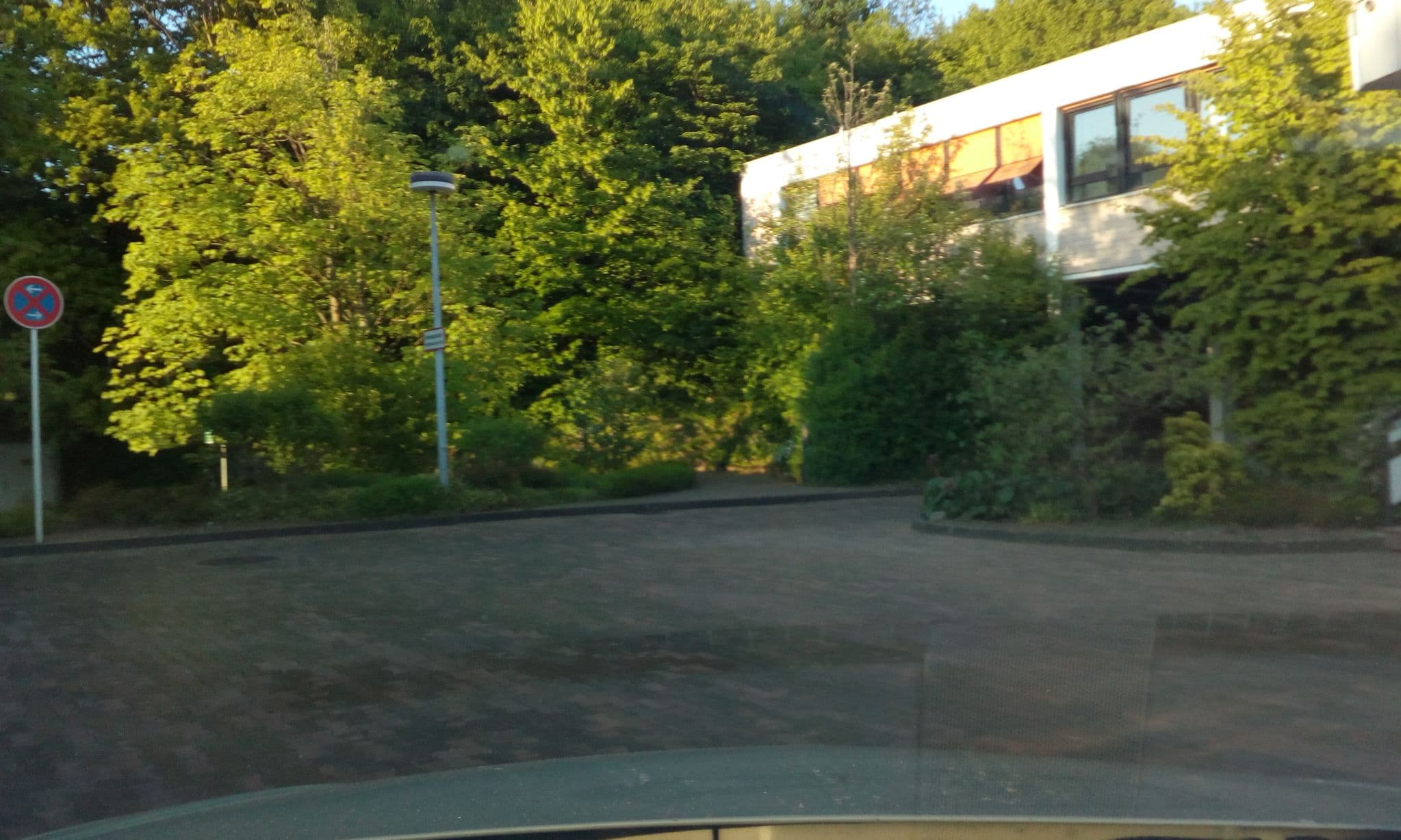 Street view near Telekom-Training Tagungshotel Bad Honnef, Rheinbreitbach — © micmin1972 (CC BY-SA · Mapillary)