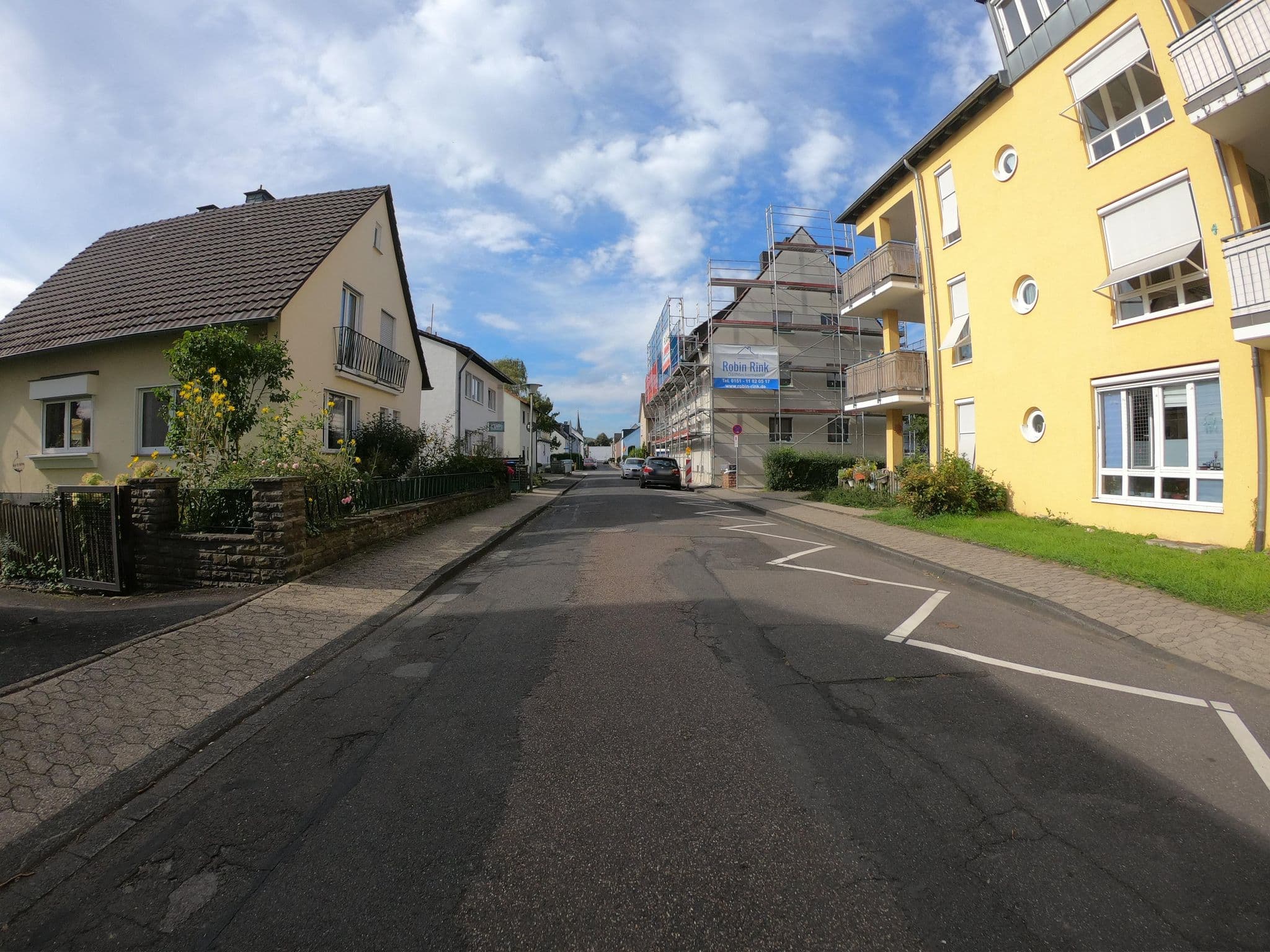 Street view near Gästezimmer Pohl, Remagen — © bernd1960 (CC BY-SA · Mapillary)