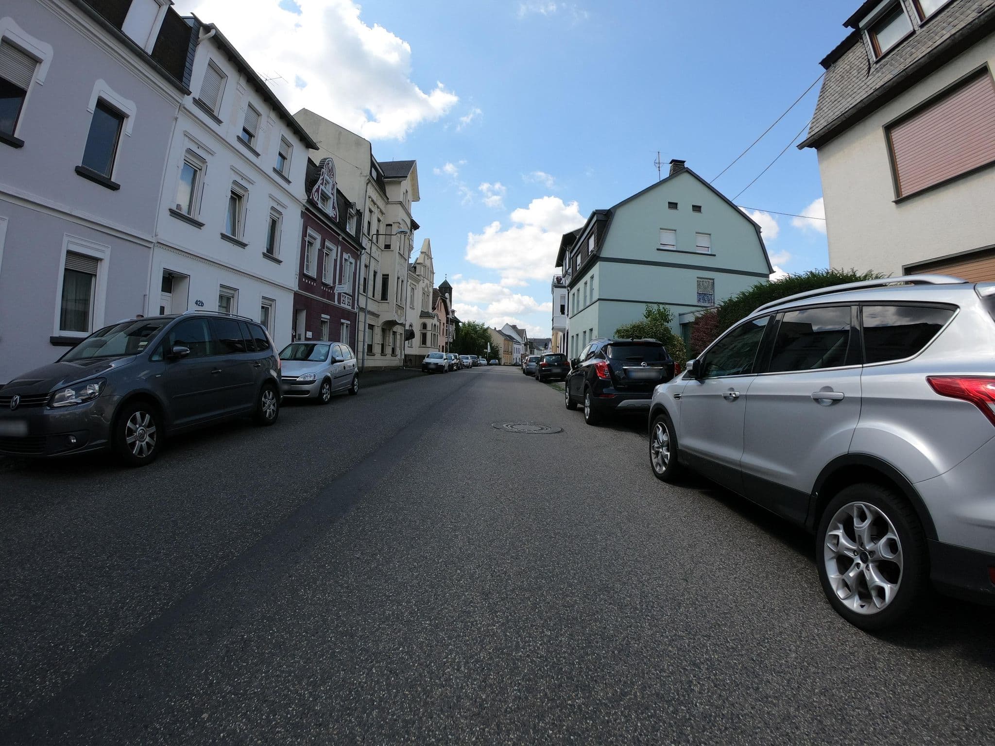 Street view near Haus Rheinblick, Bad Hönningen — © bernd1960 (CC BY-SA · Mapillary)