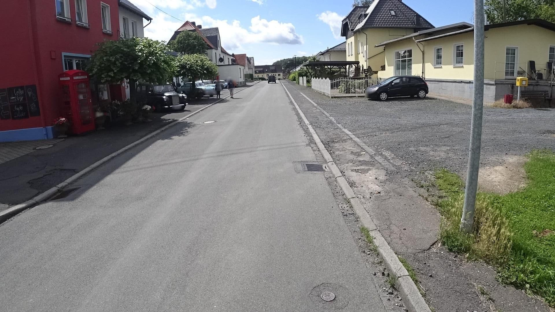 Street view near Nattermann's Restaurant & Gästehaus Vettelschoss, Vettelschoß — © MichelleFritzSLP (CC BY-SA · Mapillary)