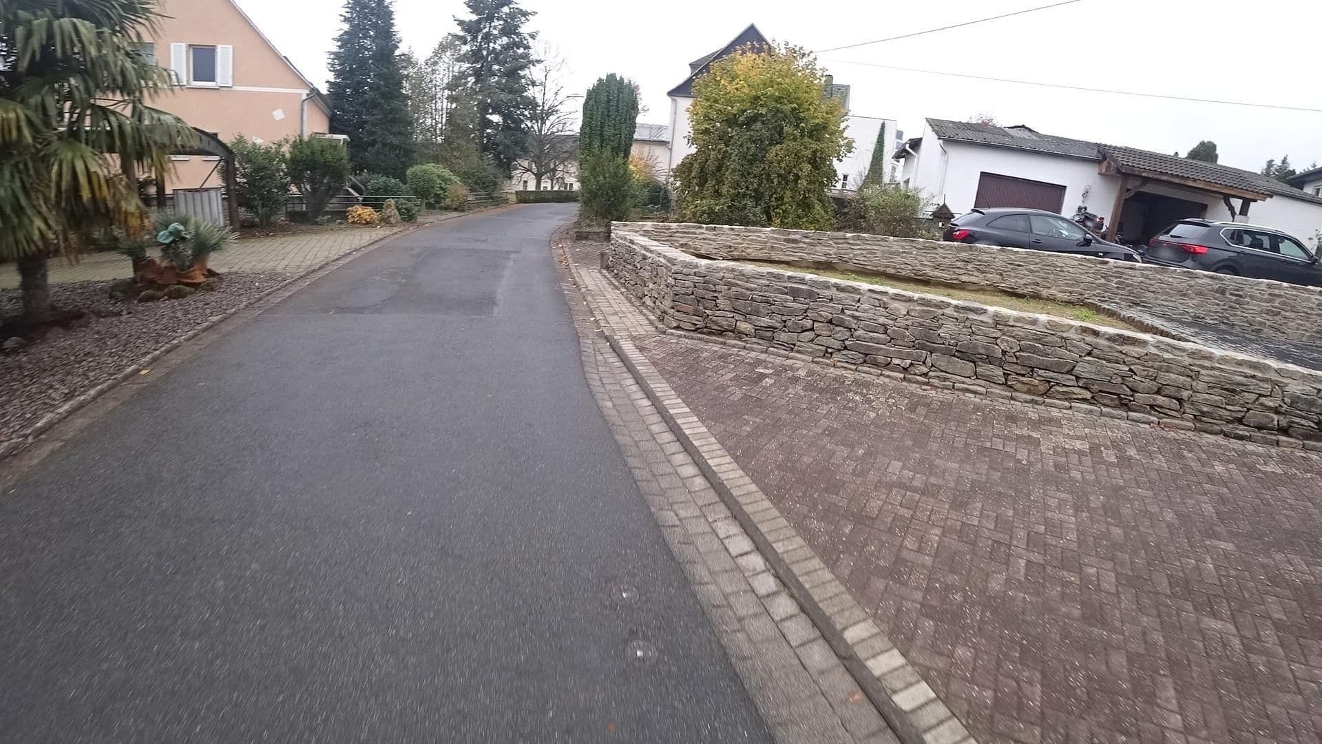 Street view near FeHaus Stefanie, Oberwesel — © jolenesailer (CC BY-SA · Mapillary)